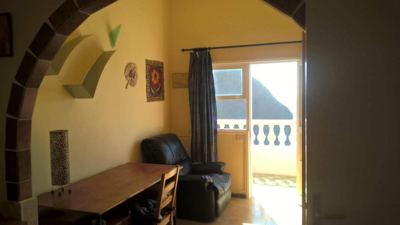Two-Bedroom House photo 3