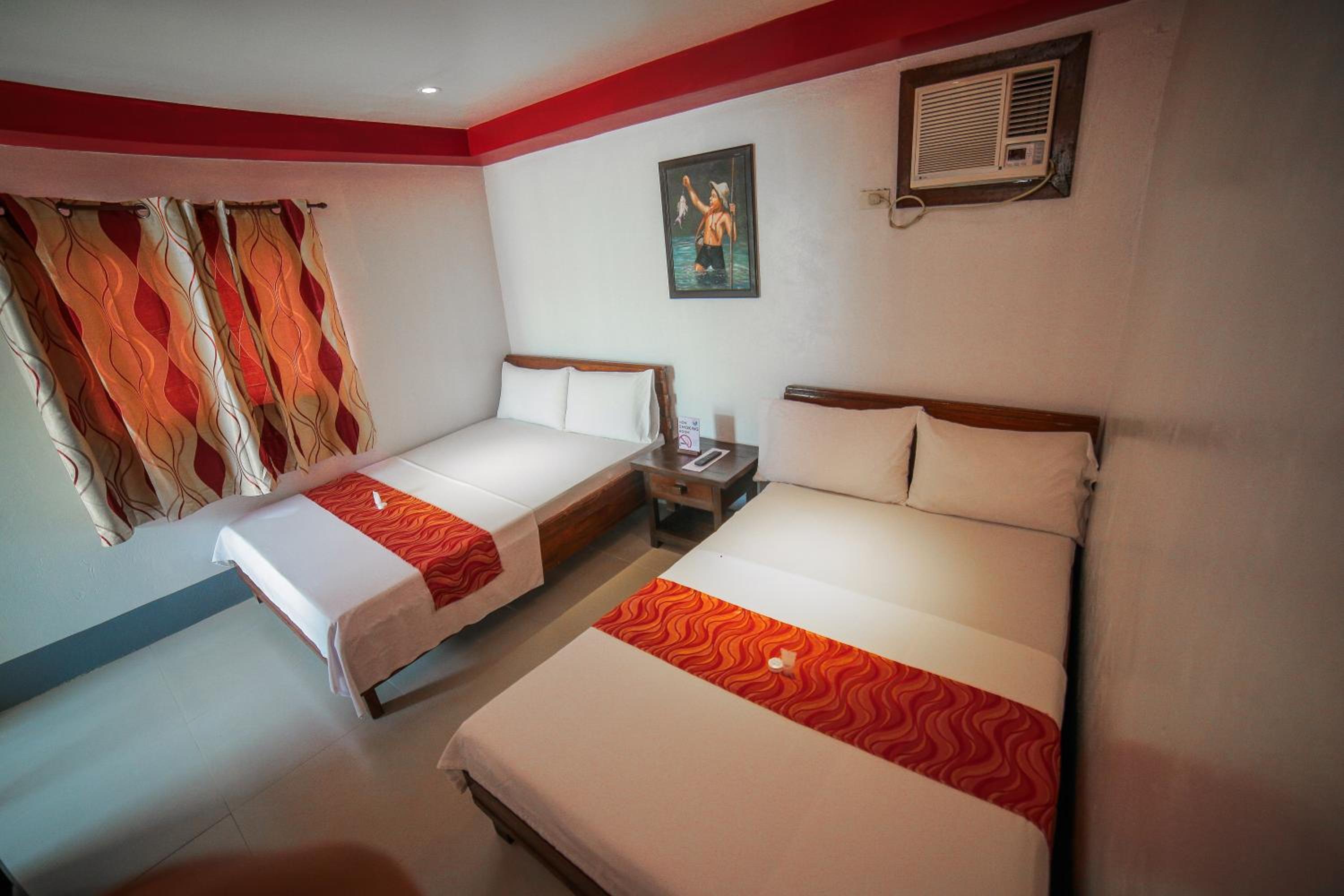 Quadruple Room - Photo 4