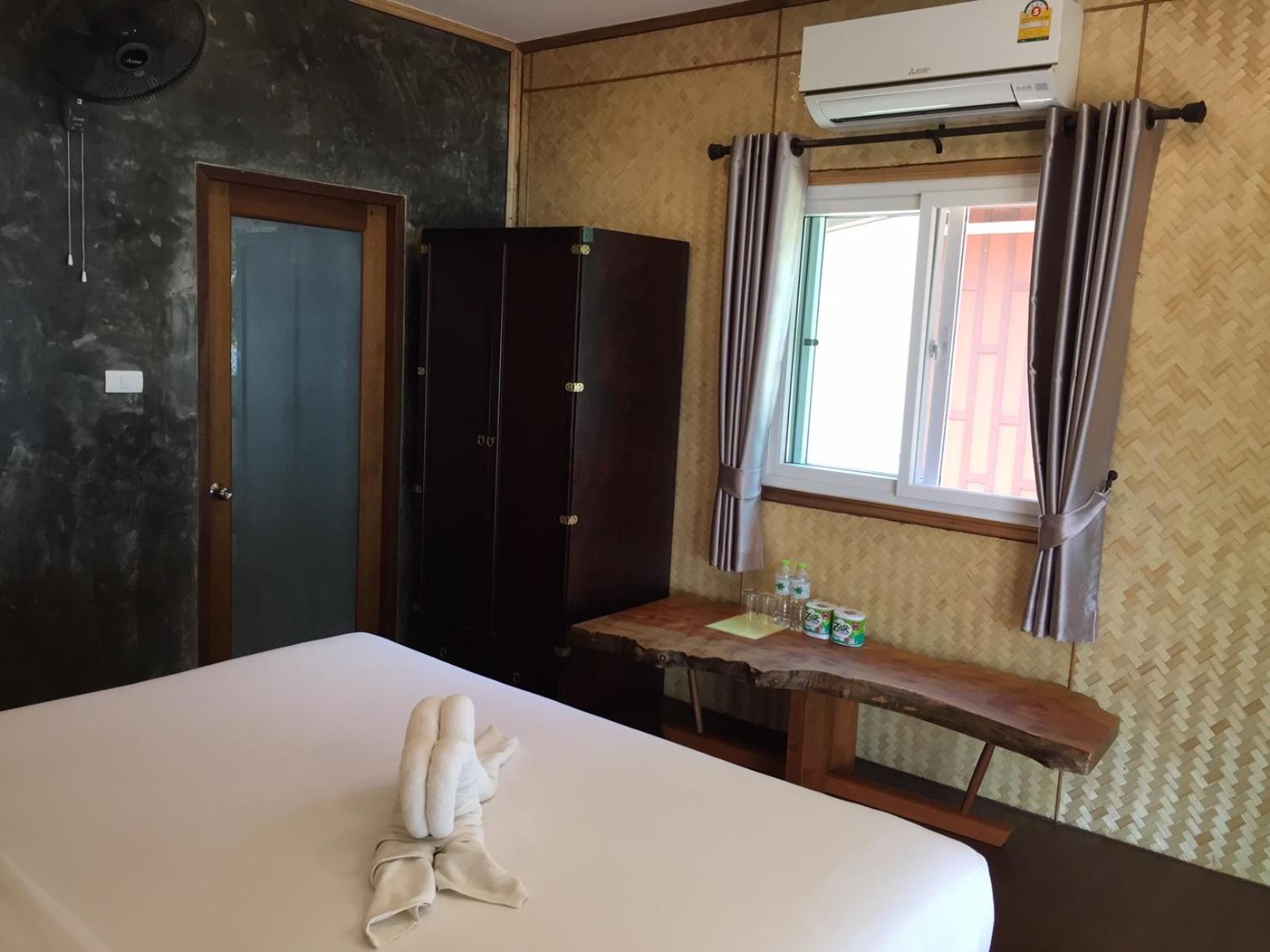 SALA Bungalow with Sea View