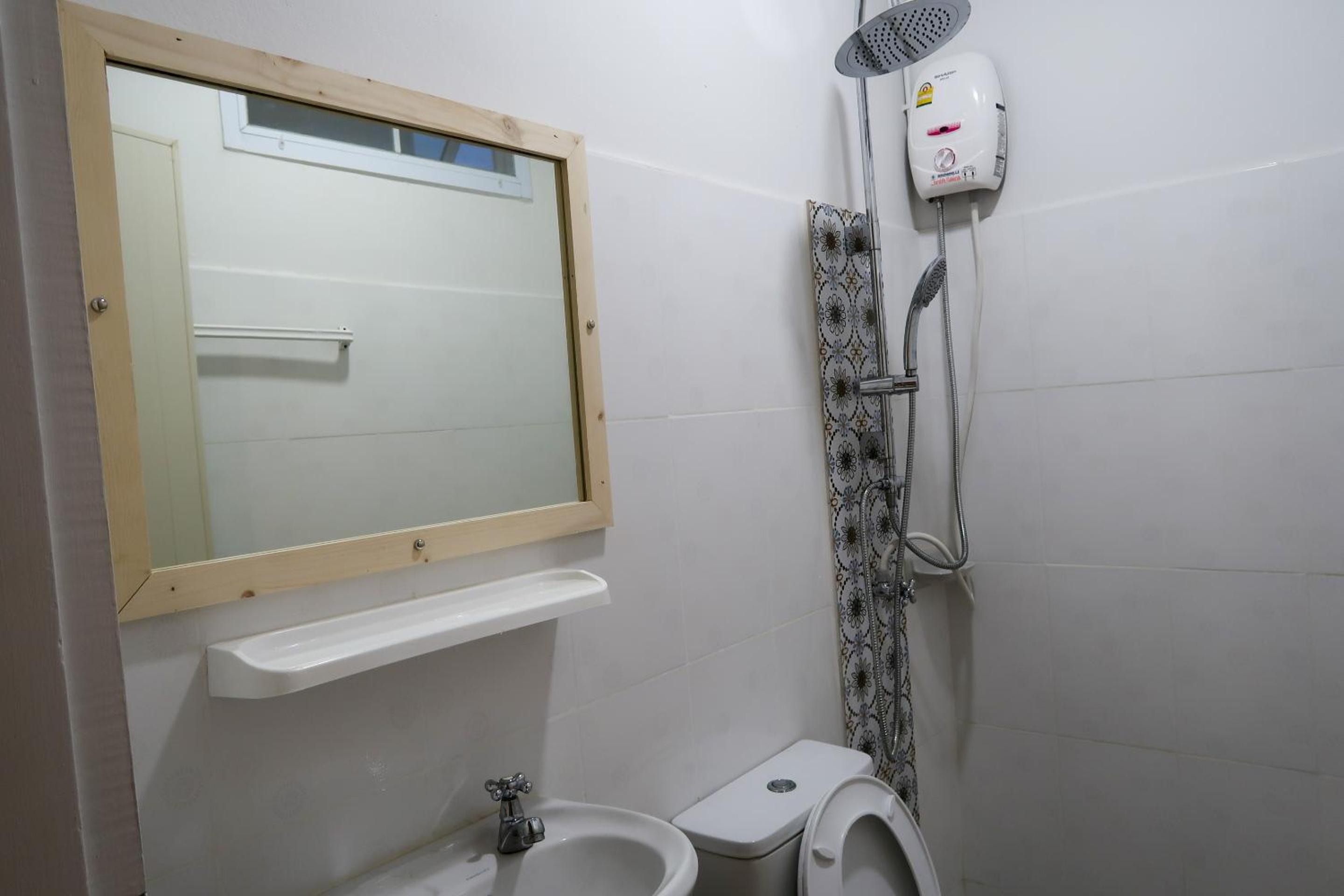 Deluxe Double Room with Balcony photo 2