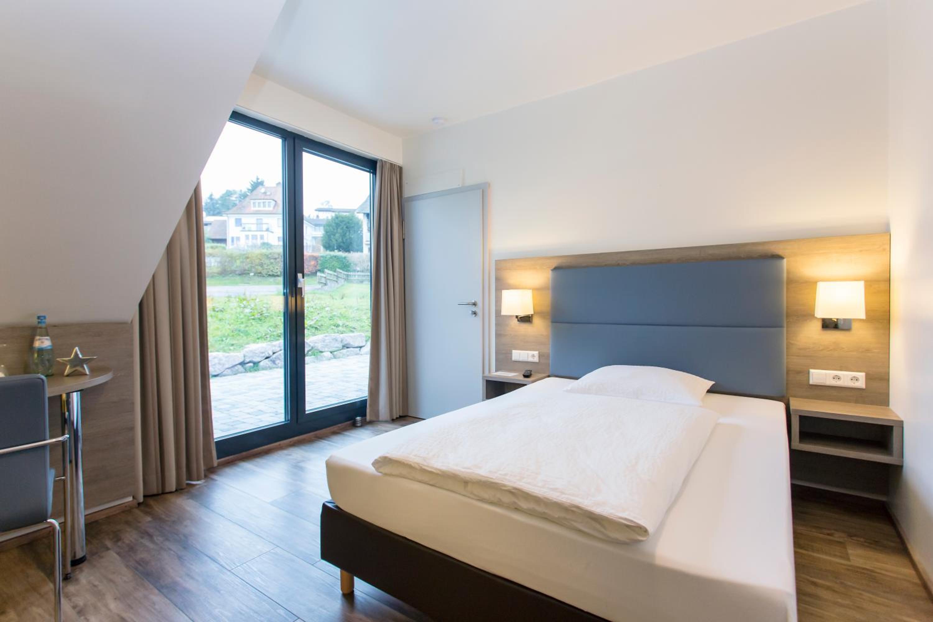 Single Room photo 1