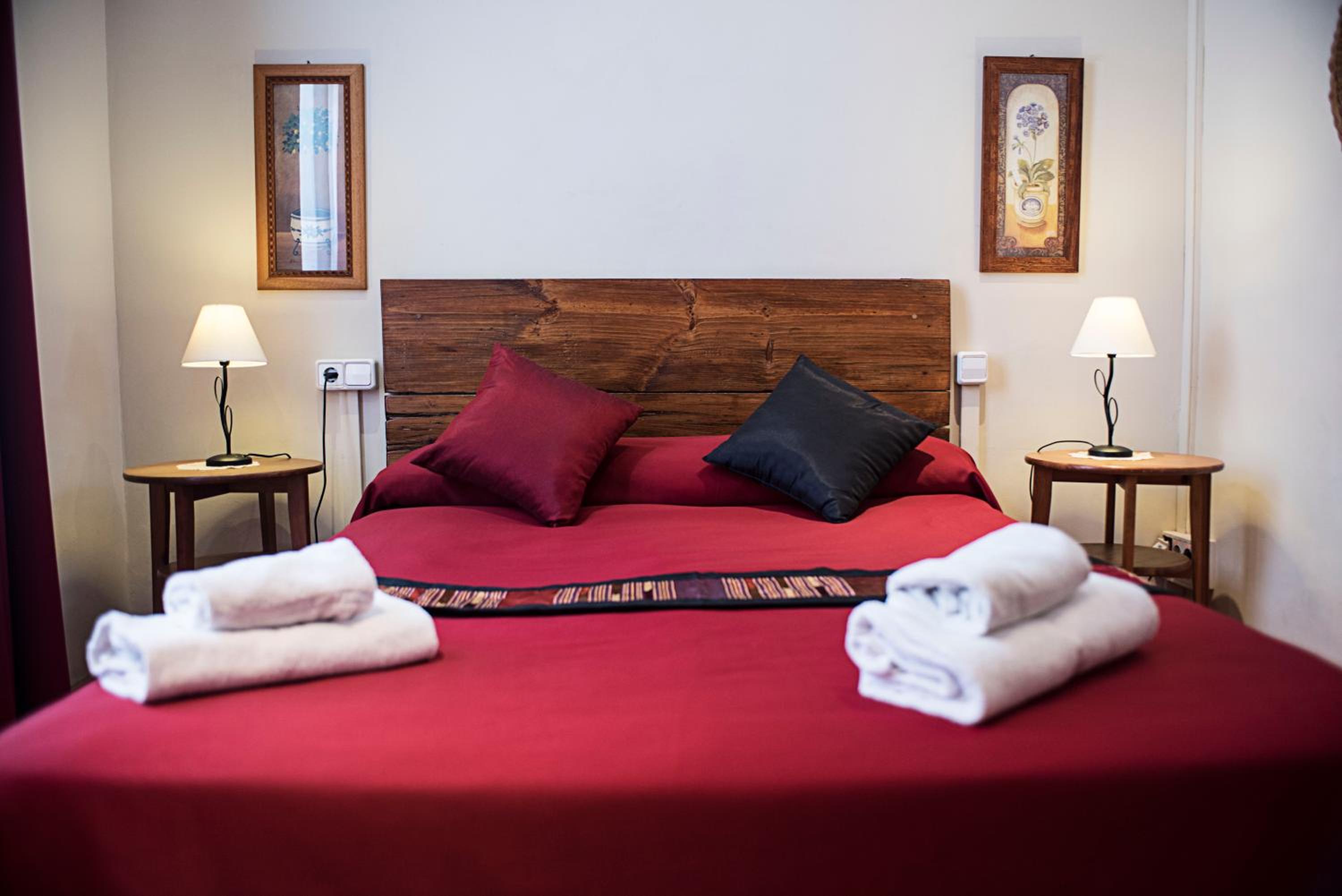 Studio/Suite Double with Private Bathroom photo 2