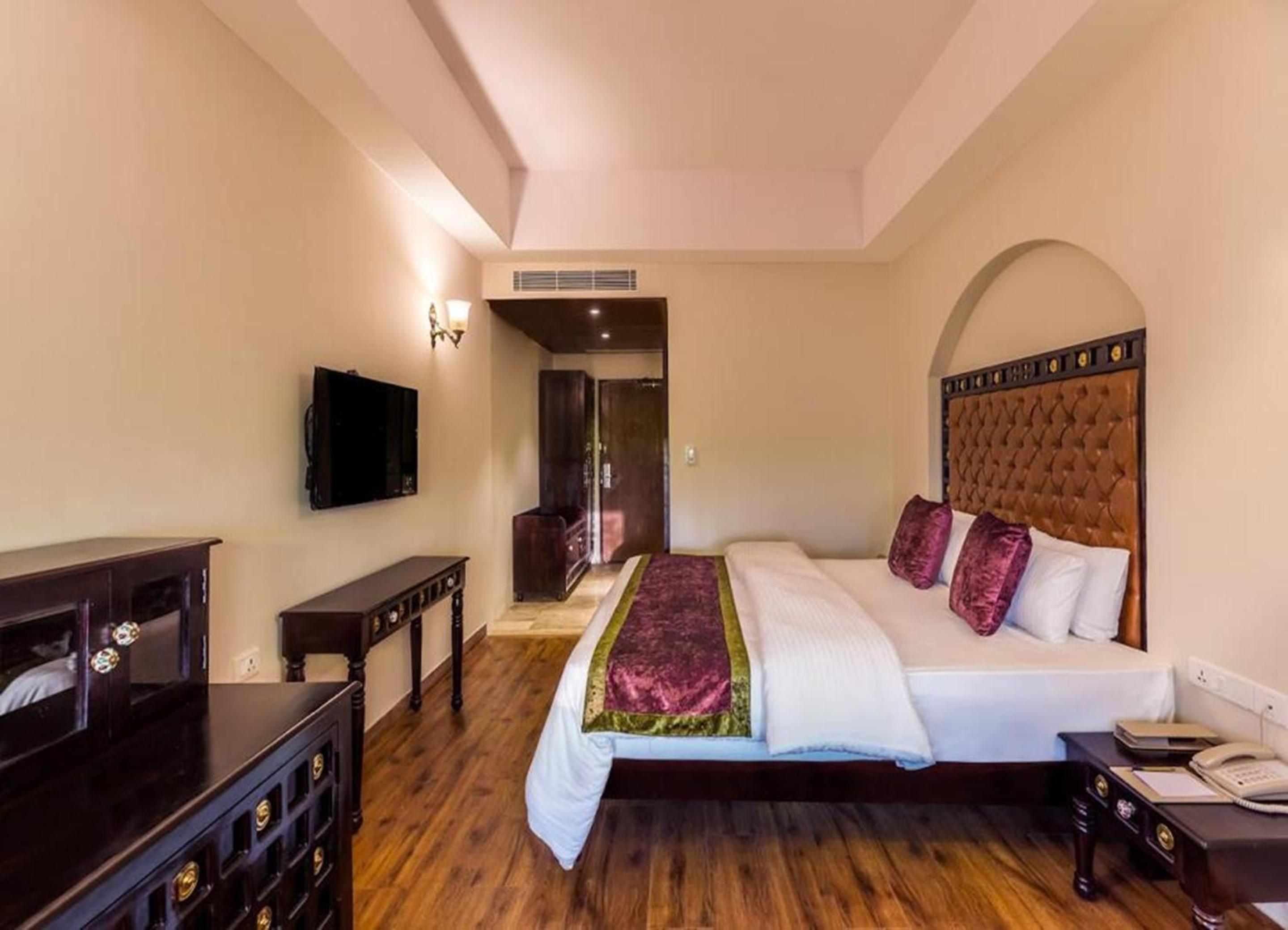 Superior Rooms- 1 Double Bed - Photo 4
