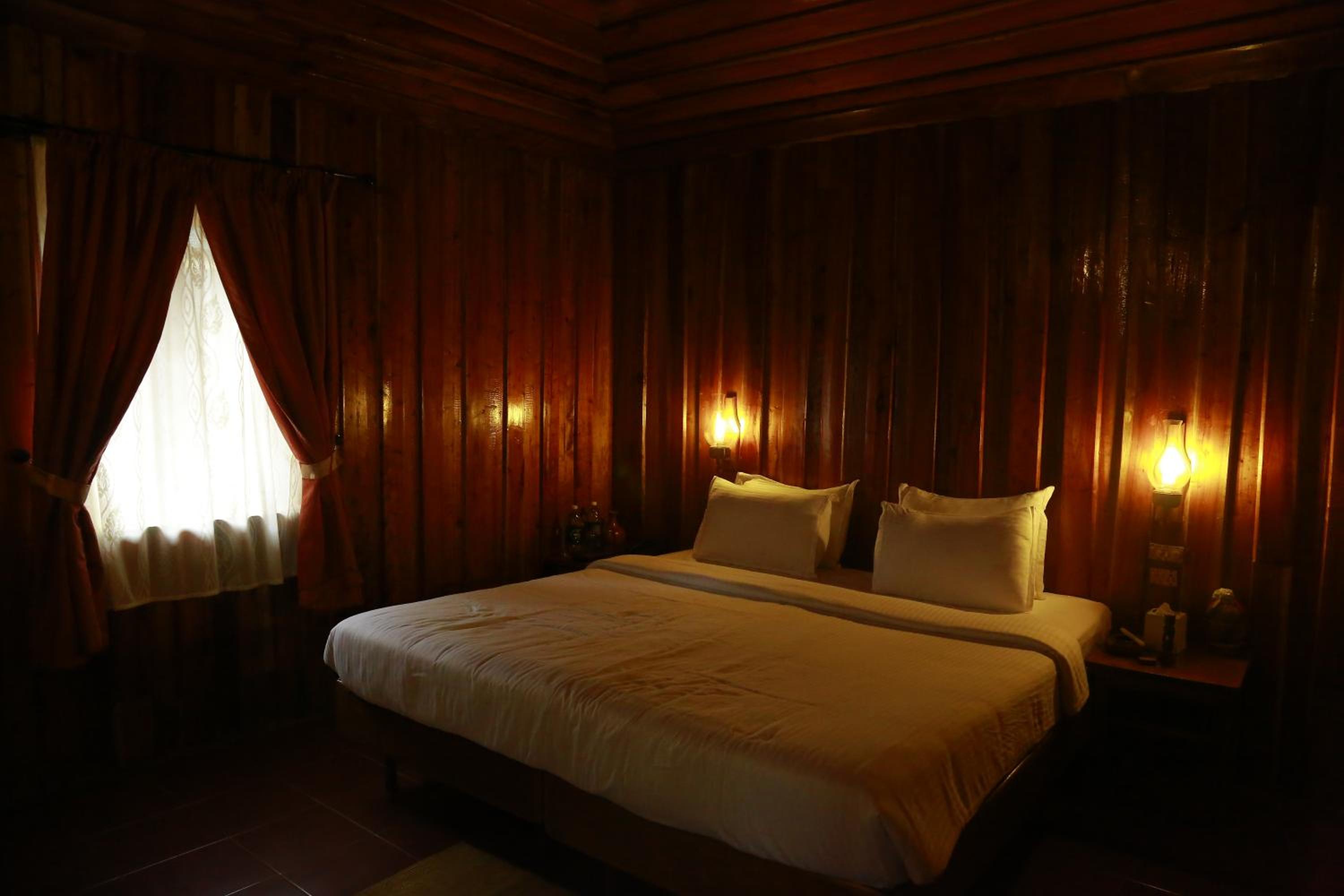 Cottage with Complimentary Plantation Walk, Nature Walk/Hike for 60 mins, Pedal Boat, Fishing, Bonfire and Hi-Tea