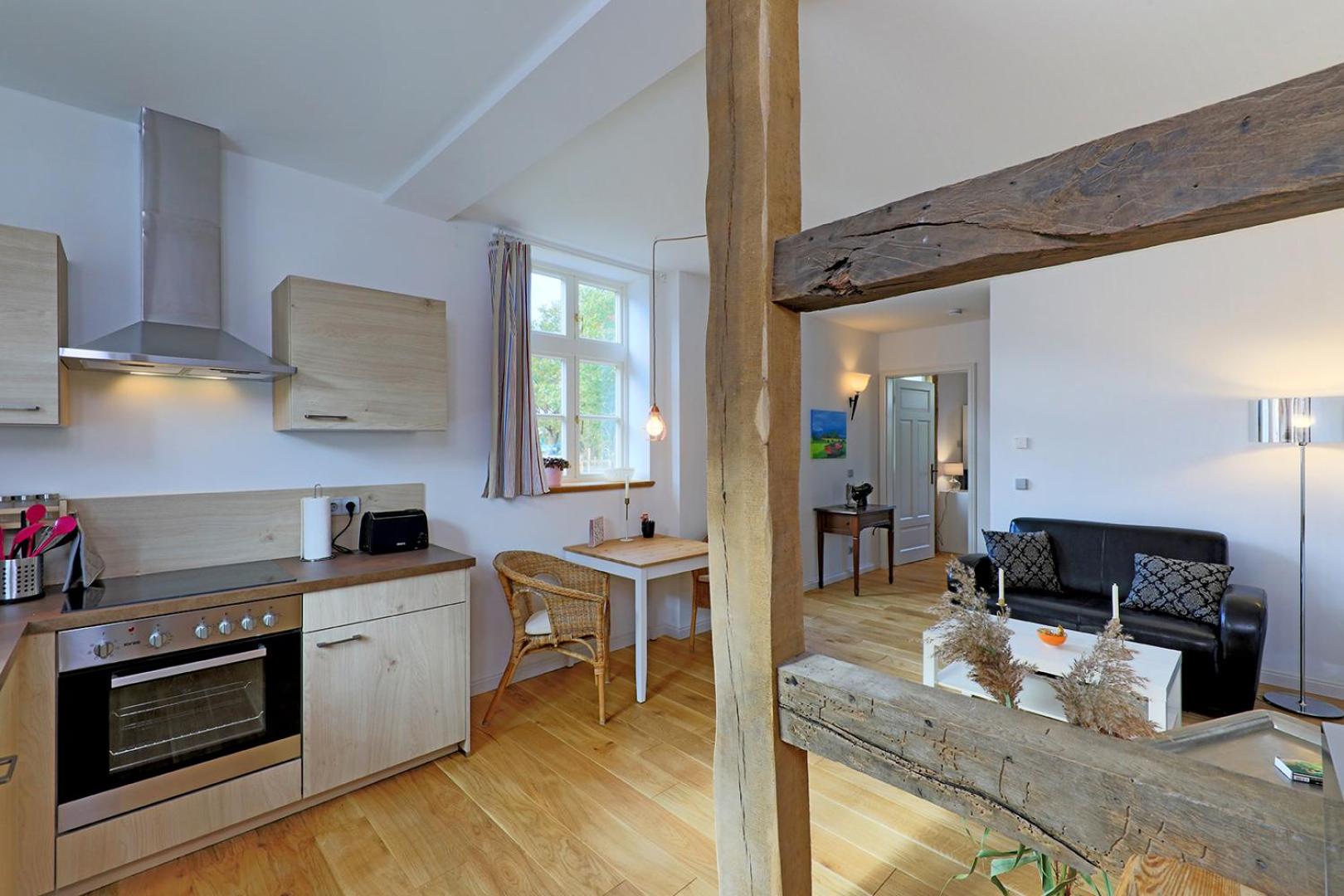One-Bedroom Apartment photo 1