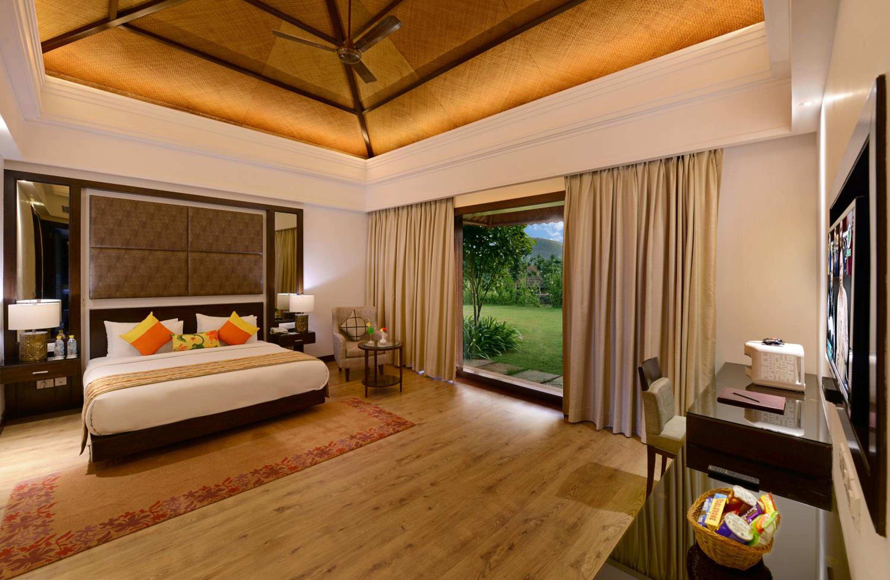 Presidential Villa – 20% off on F&B, 20% off on Spa and Laundry, Happy Hours from 11 AM to 7 PM Presidential Villa – 20% off on F&B, 20% off on Spa and Laundry, Happy Hours from 11 AM to 7 PM