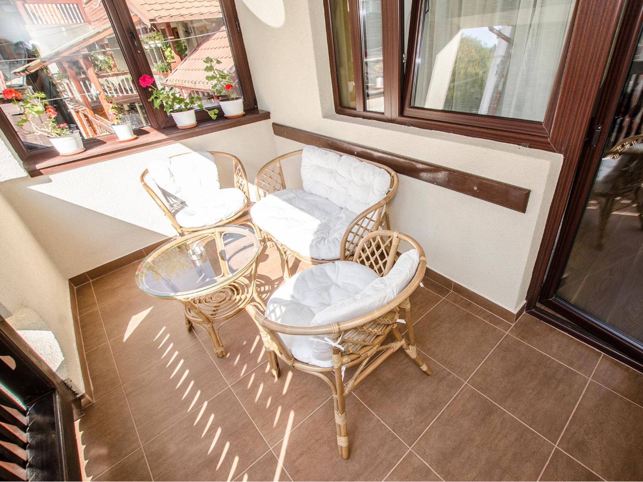 Double Room with Balcony - Photo 19