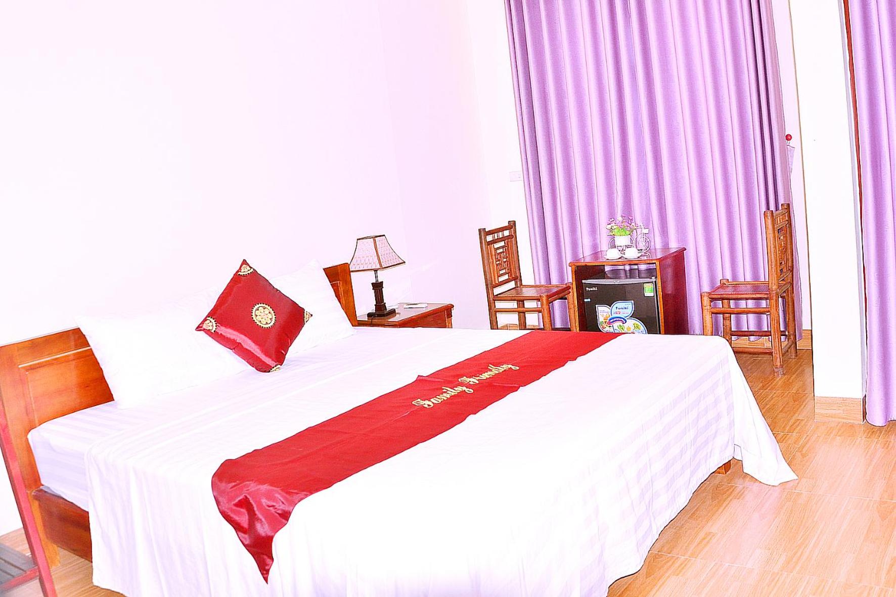 Deluxe Double Room with Balcony photo 2