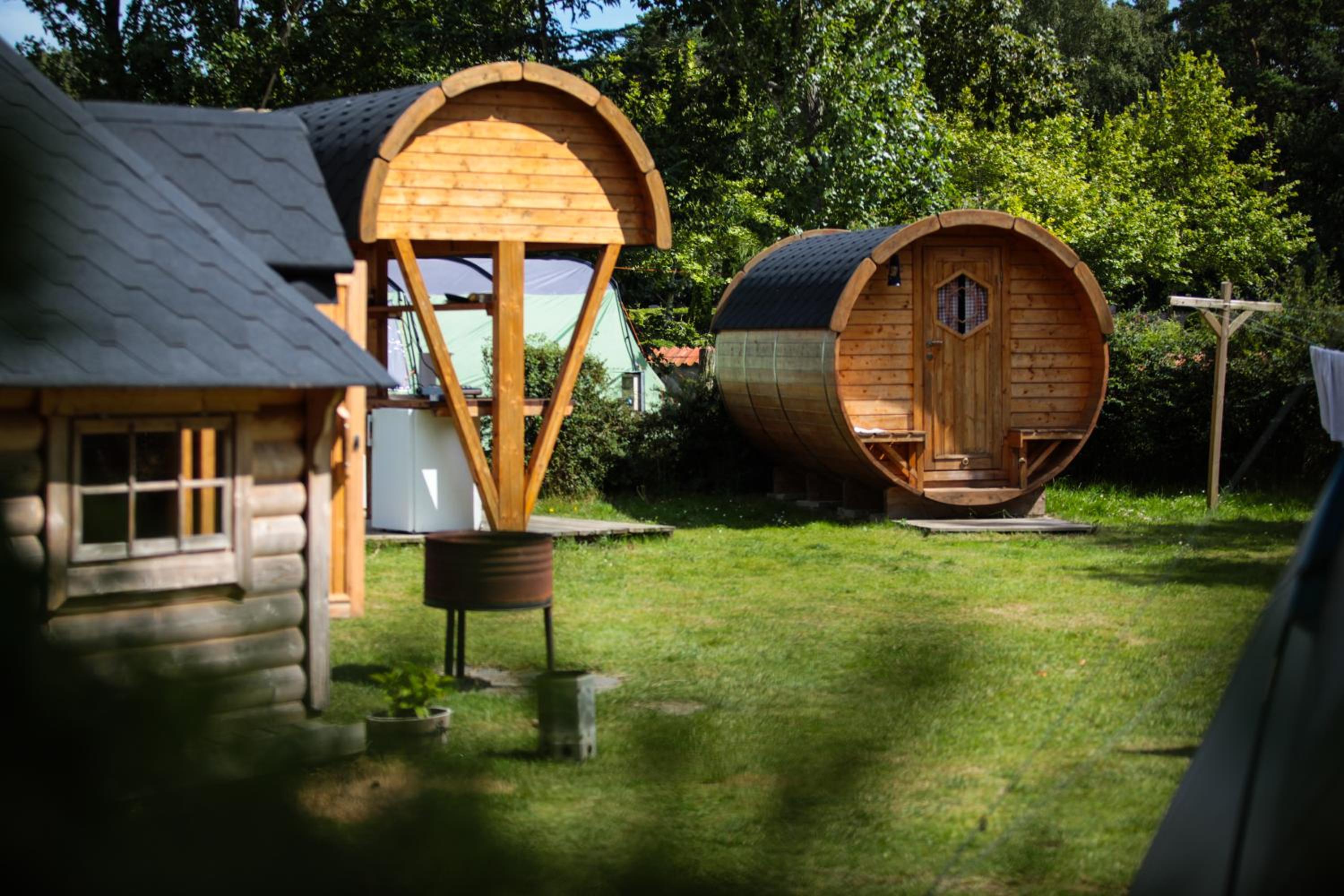 Basic Caravan site incl. electricity (bring your own caravan) photo 2