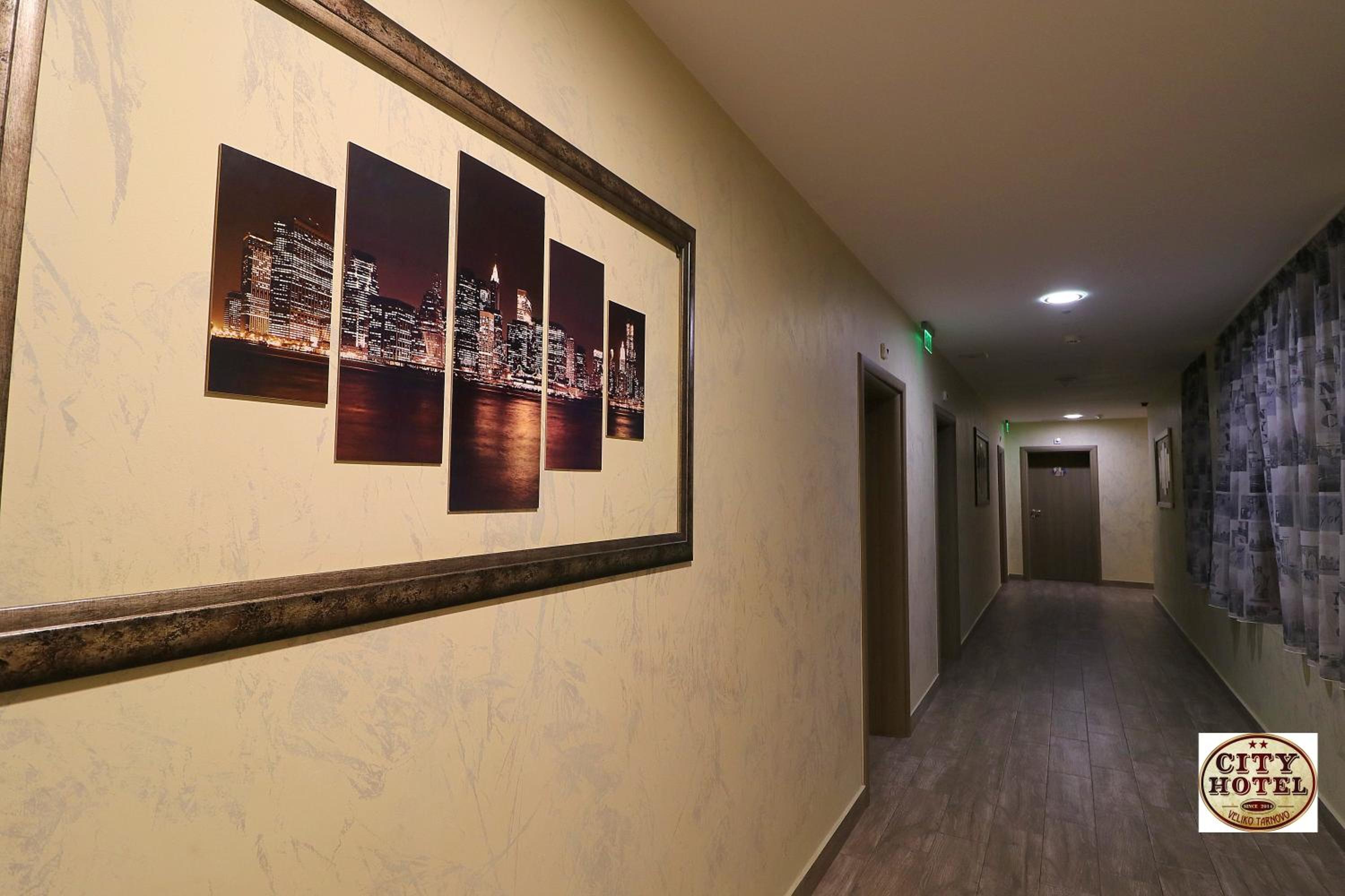 Standard Queen Room - Photo 2