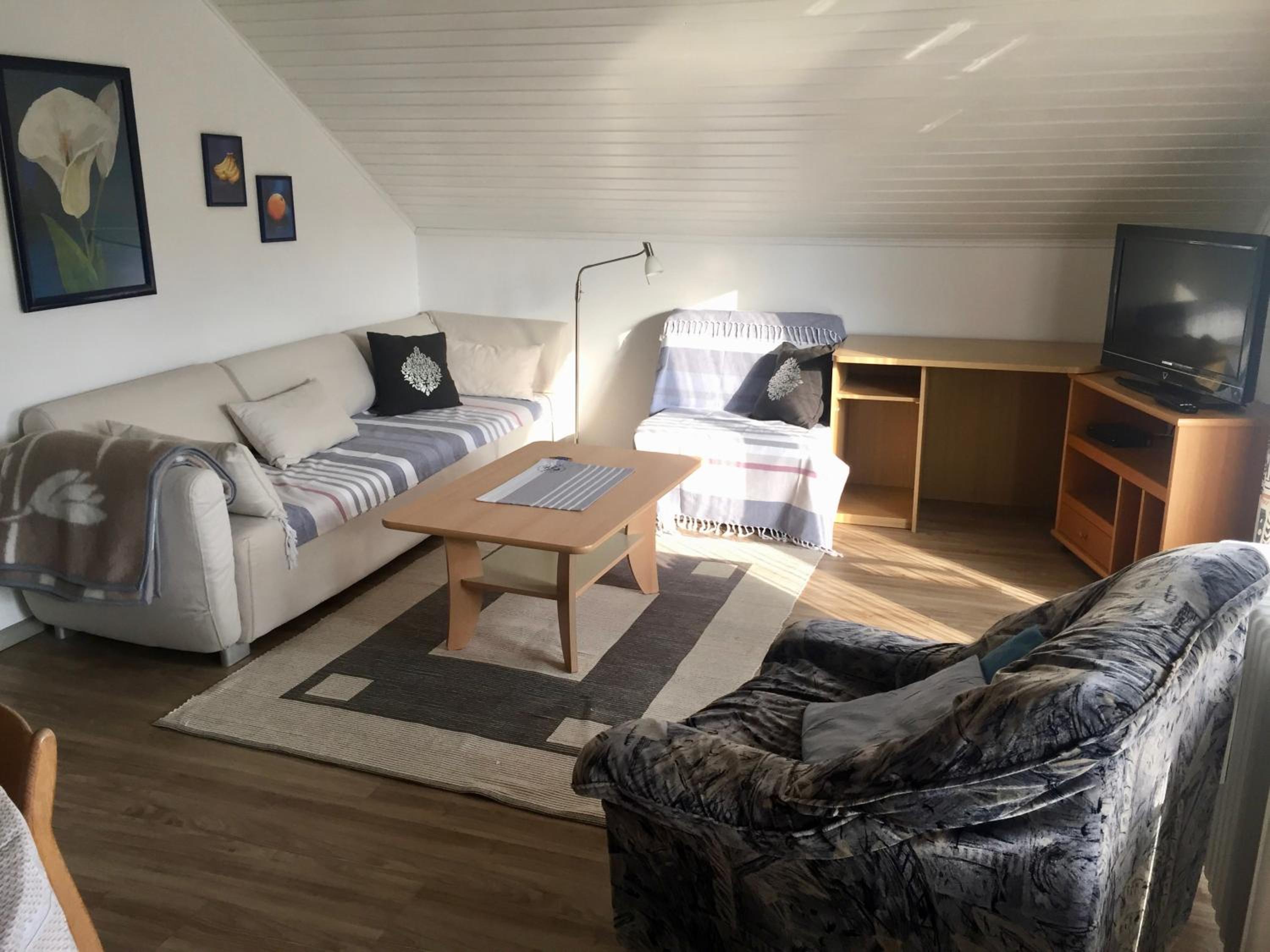 Two-Bedroom Deluxe Apartment with Balcony