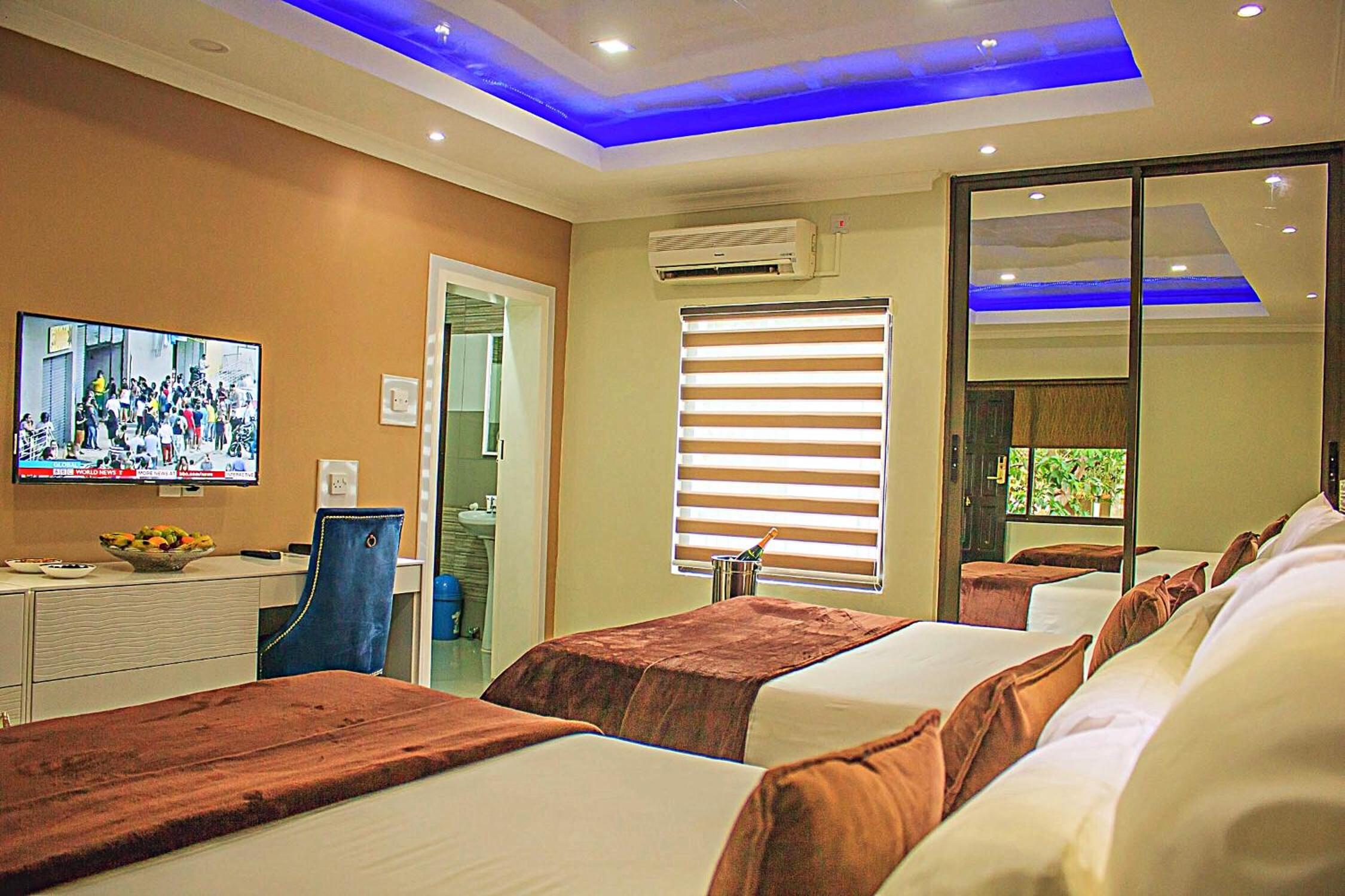 Deluxe Double or Twin Room photo 3
