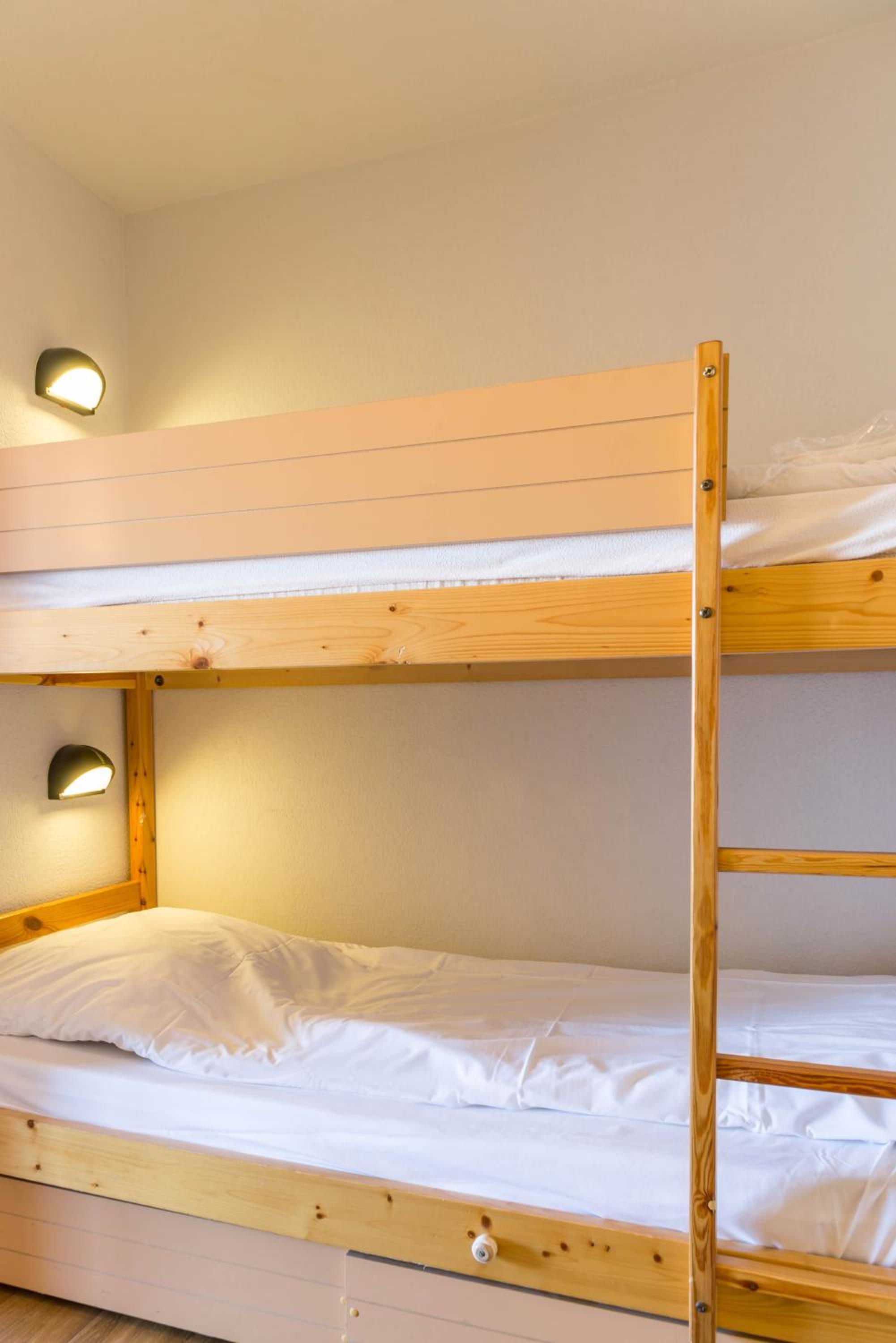 Studio with Sleeping Alcove (4 People) - Photo 3