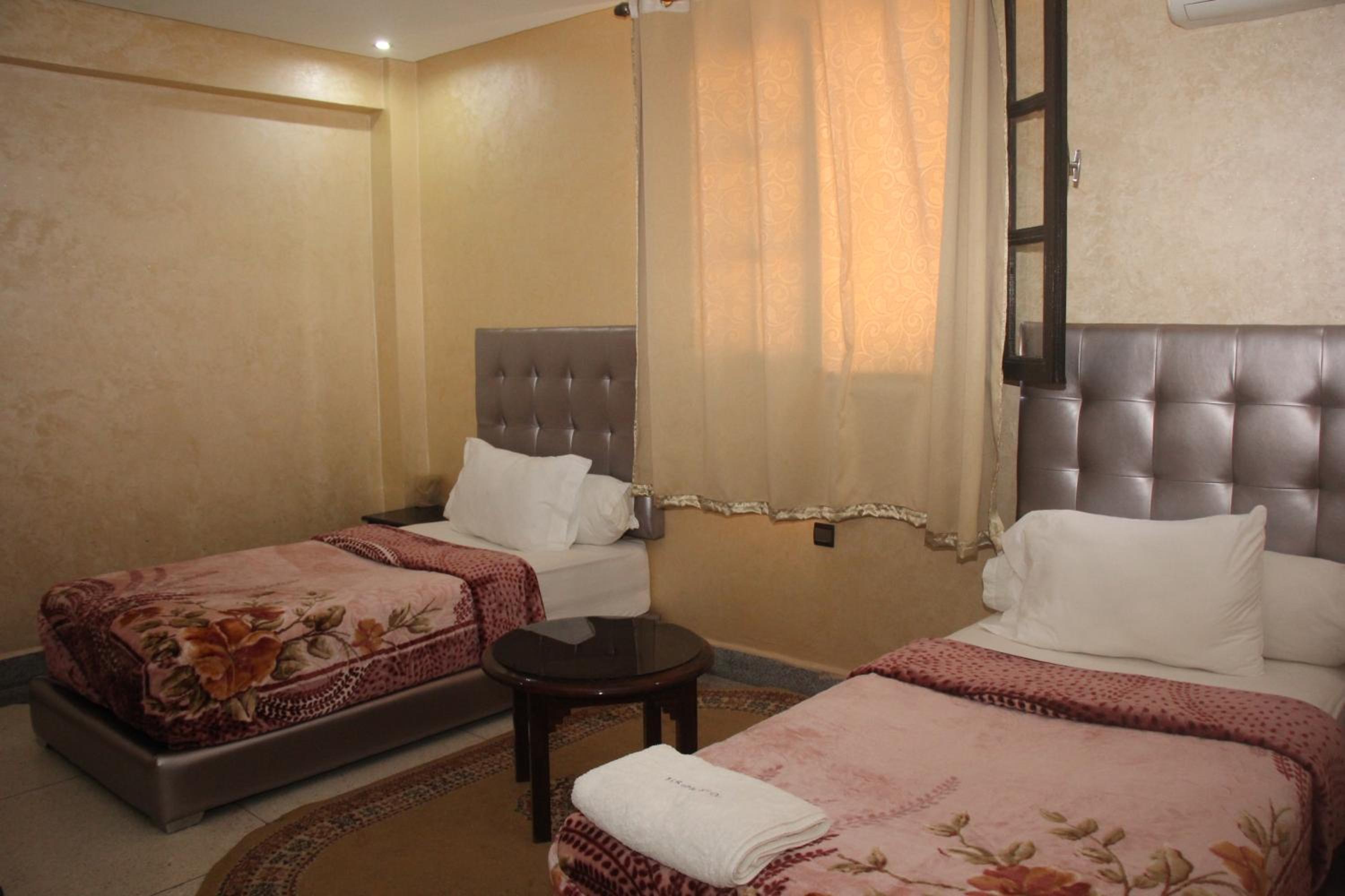 Twin Room - Photo 5