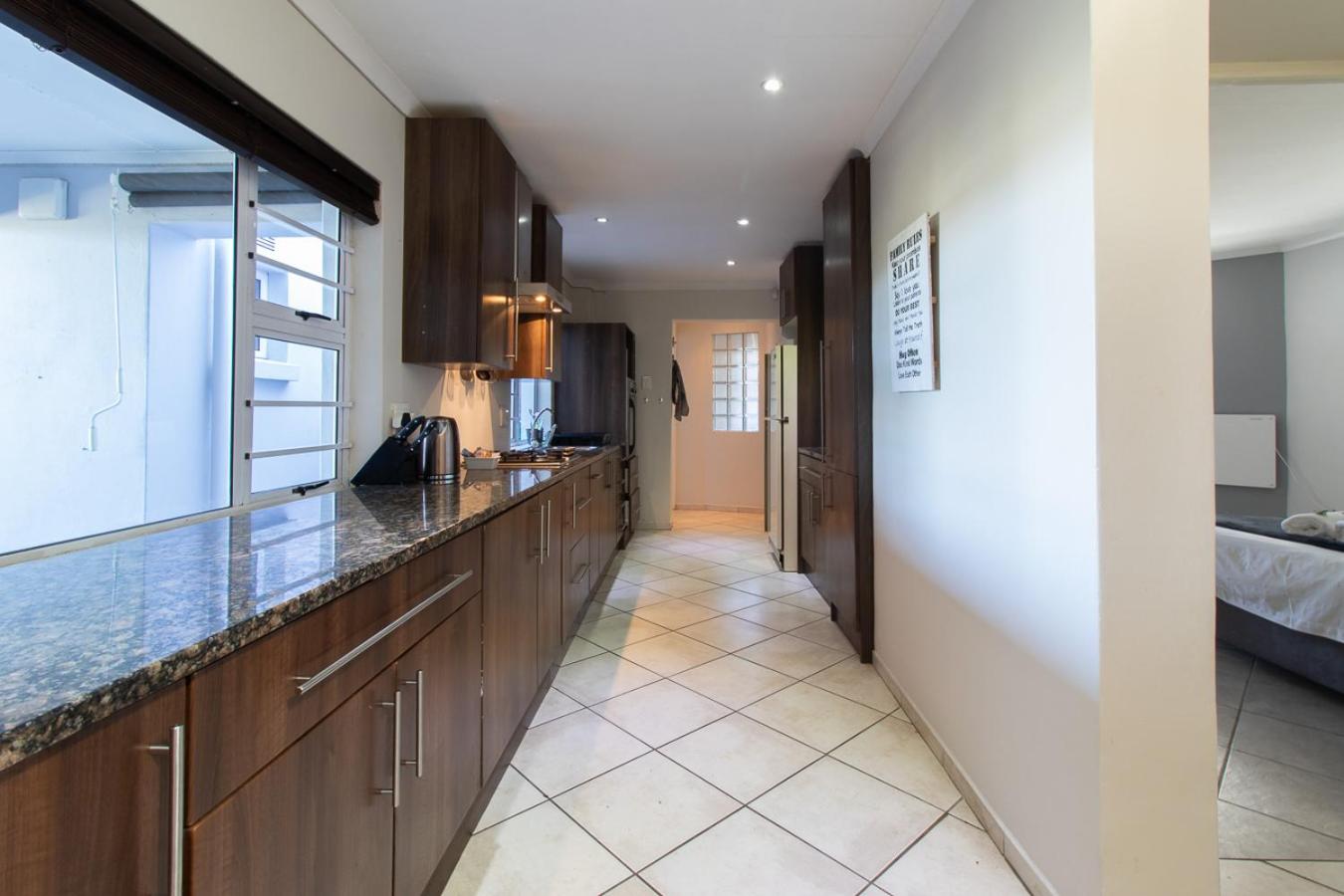 Apartment - Photo 18