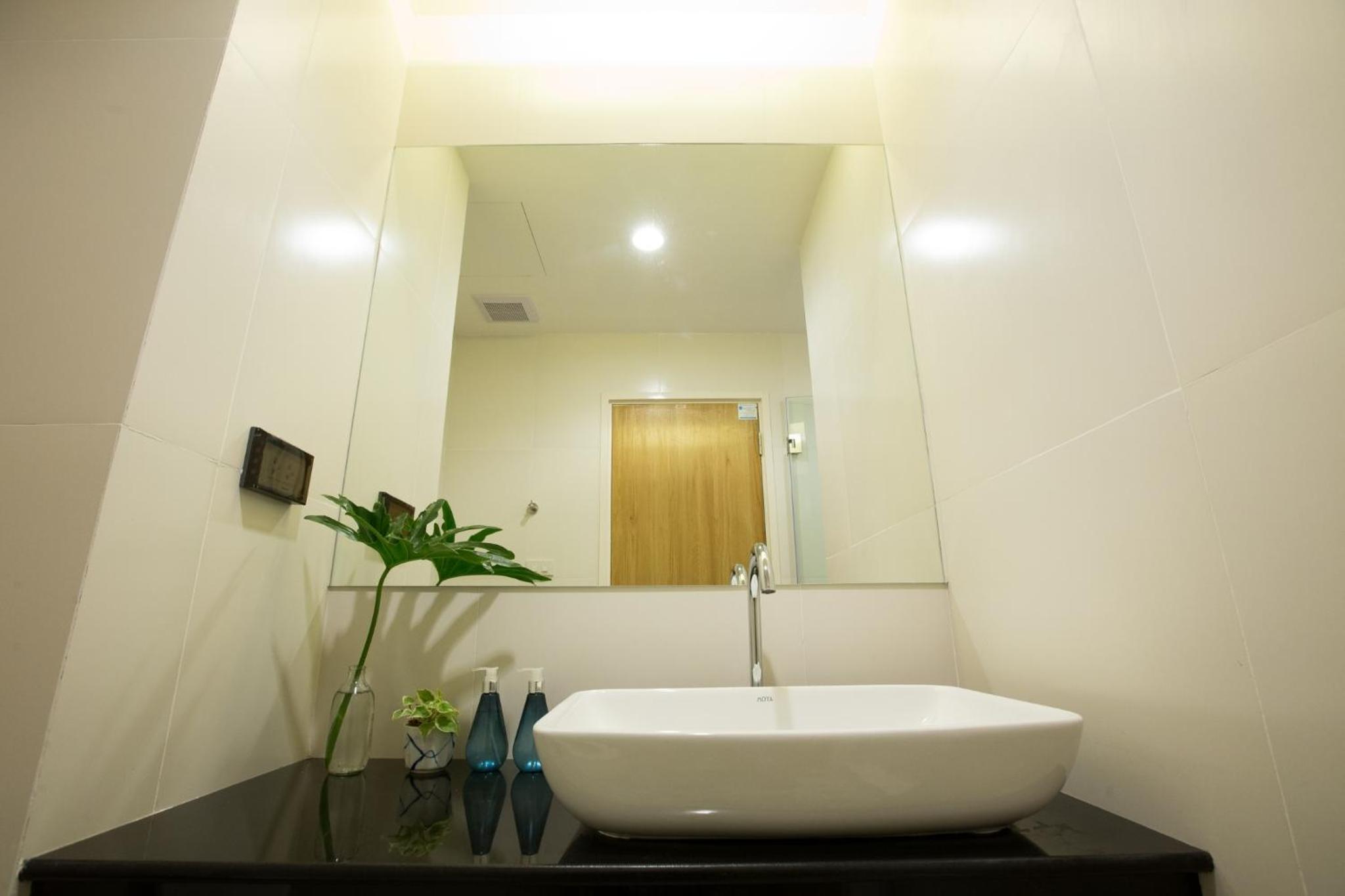 Superior Double or Twin Room with Garden View - Photo 19