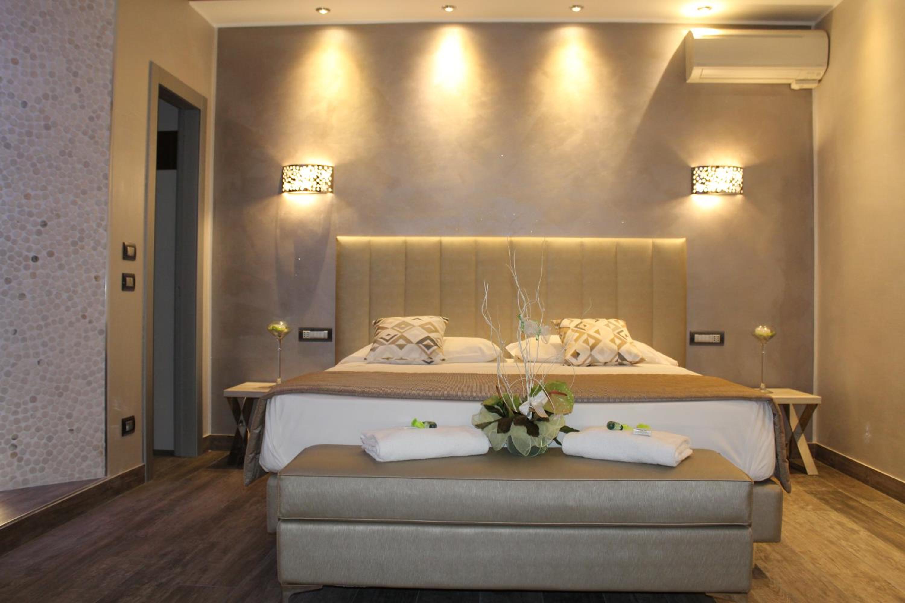 Deluxe Single Room with Balcony photo 1