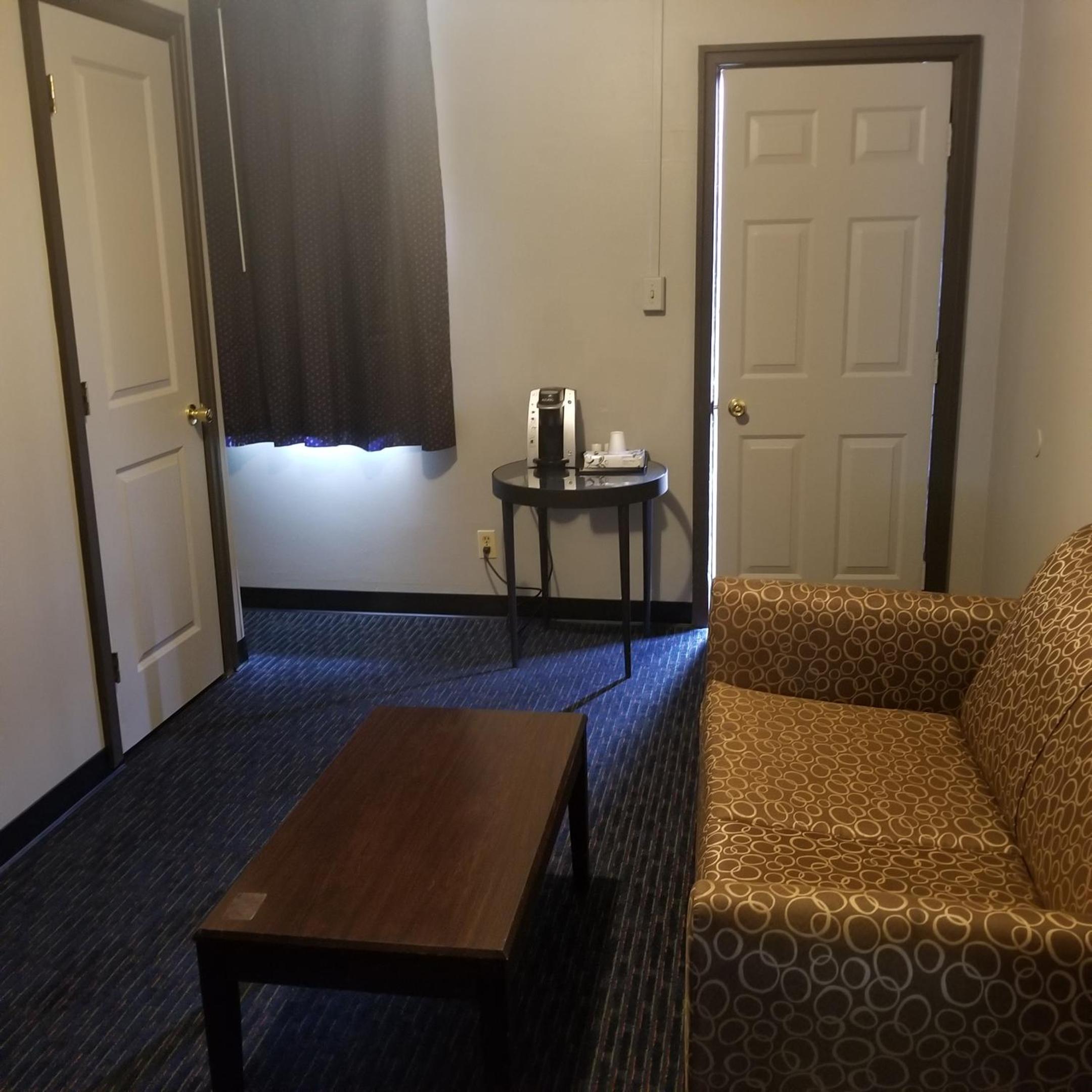 Double Room - Photo 4