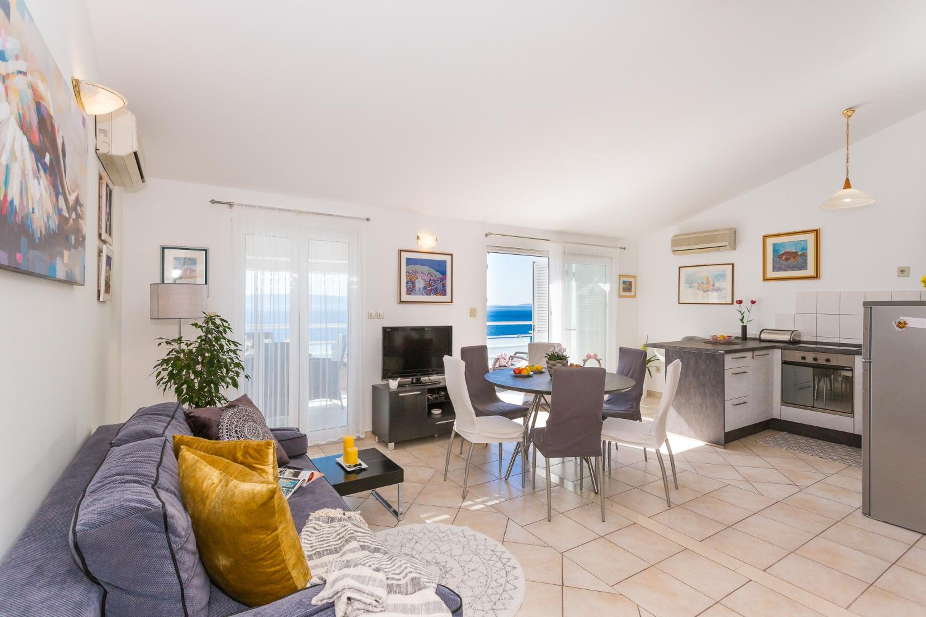Apartment with Sea View