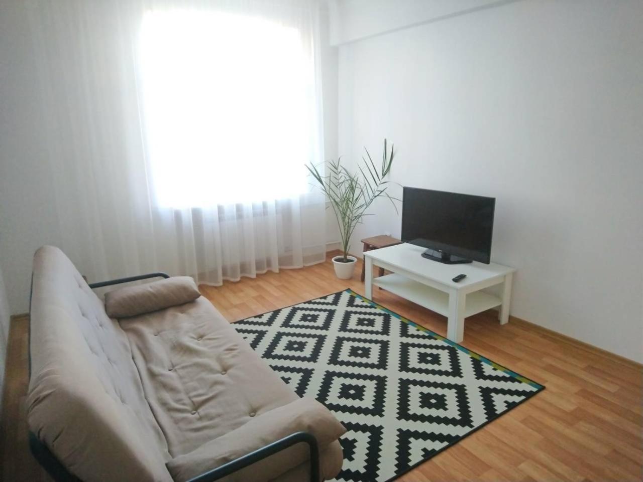 Apartment photo 2