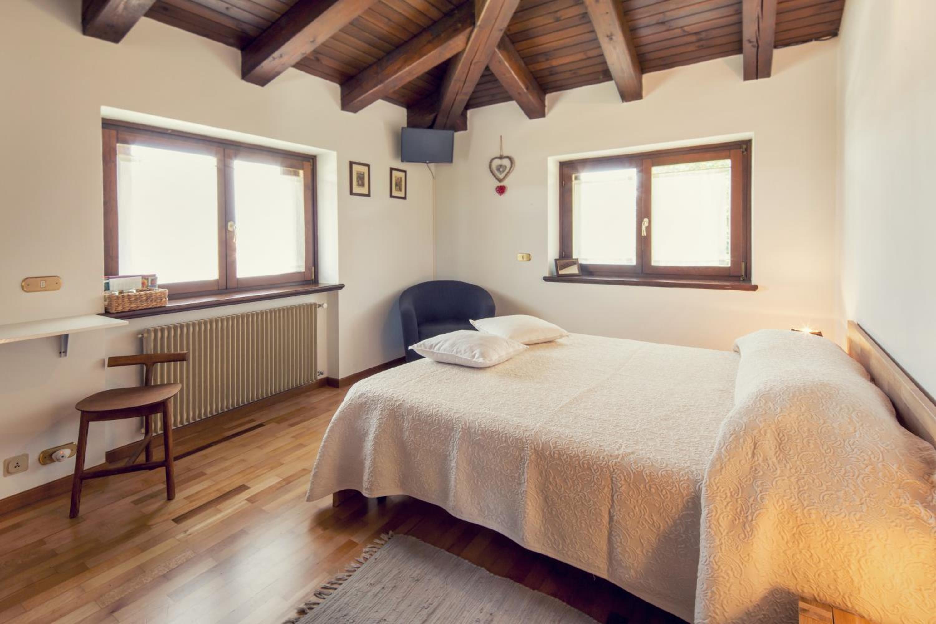 King Room with Garden View - Photo 2