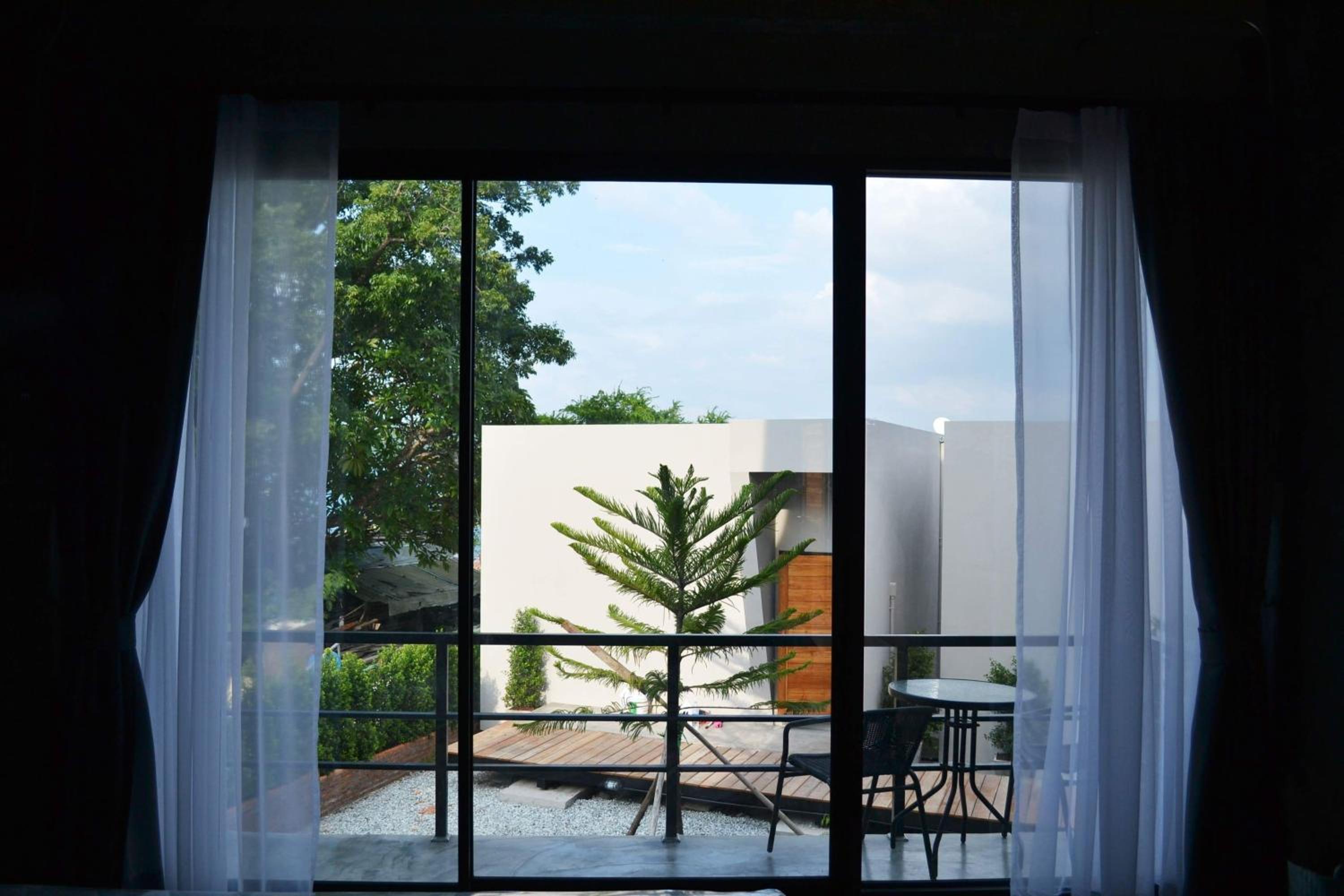 Deluxe Double Room with Garden View photo 2