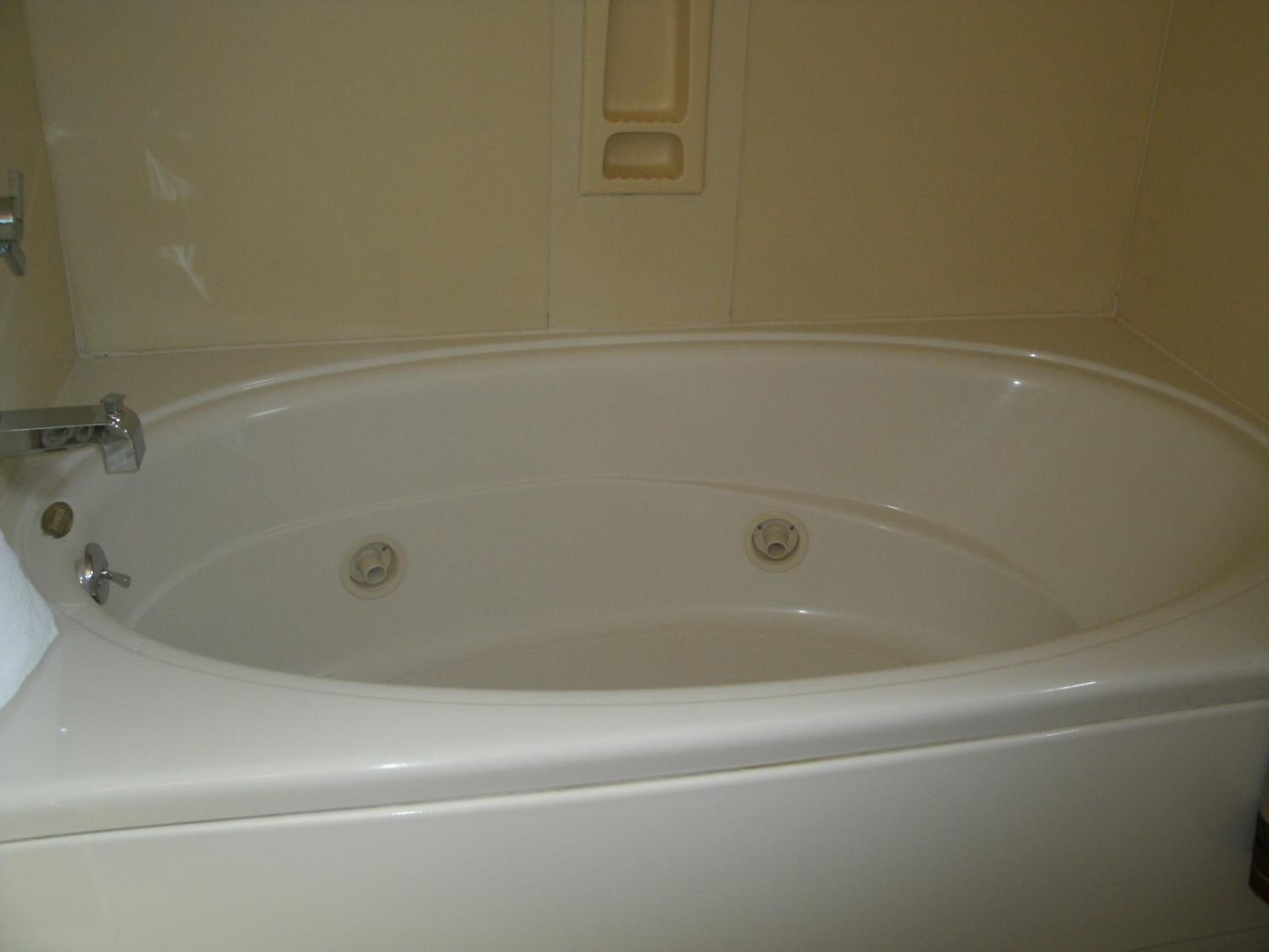 Premium King Suite - Photo 4