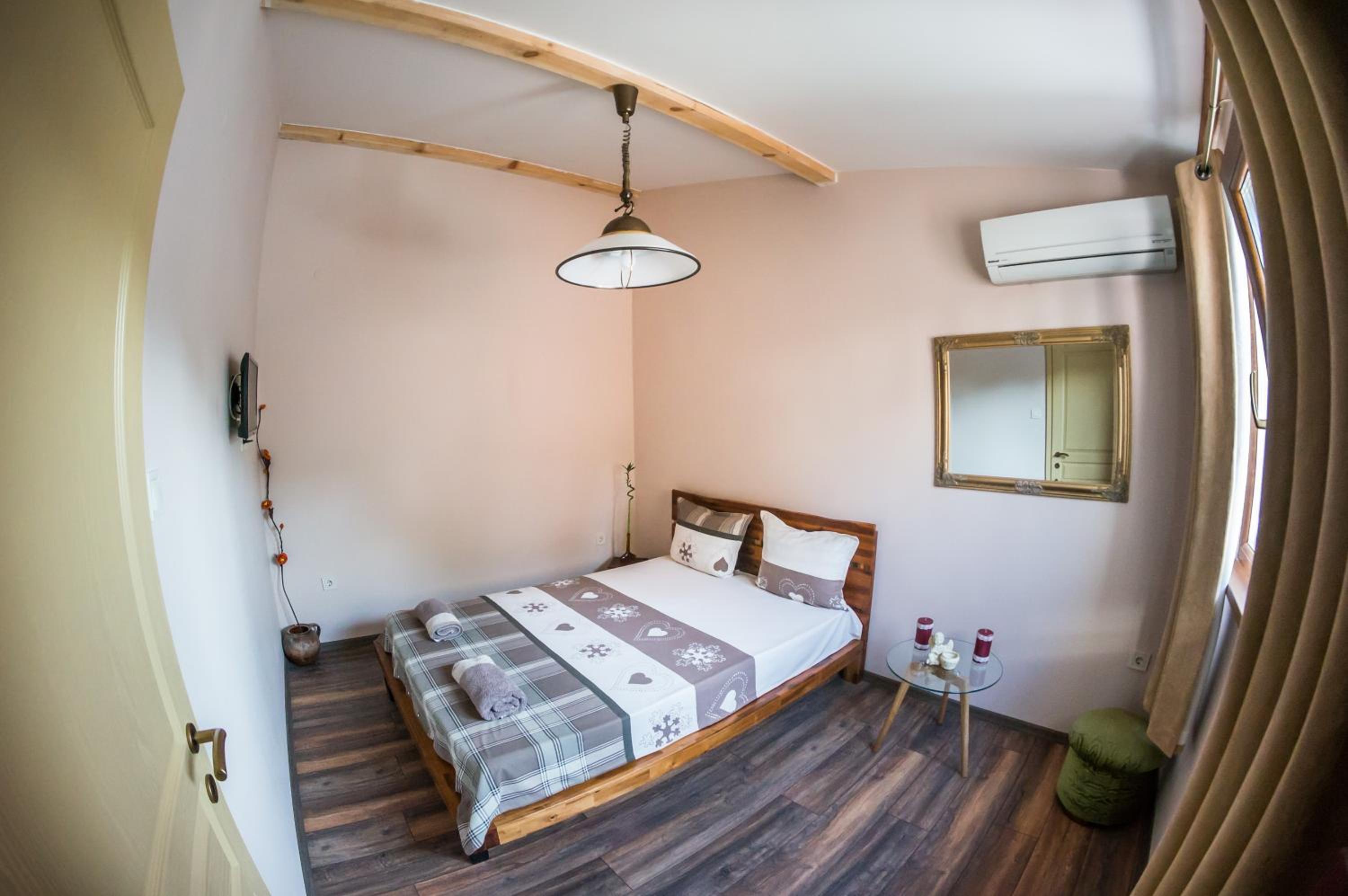 Two-Bedroom Apartment - Photo 2