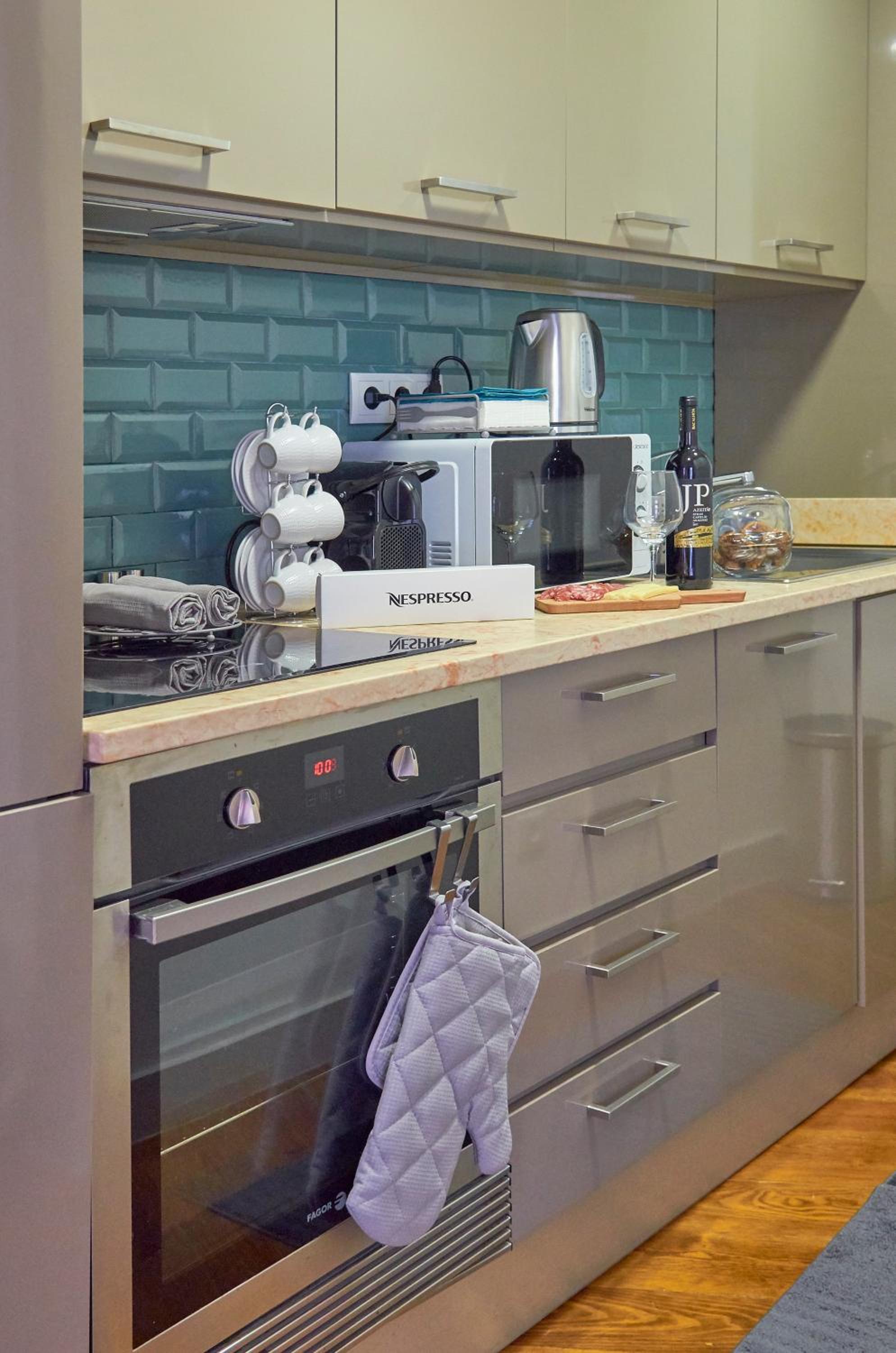 Two-Bedroom Apartment - Photo 20
