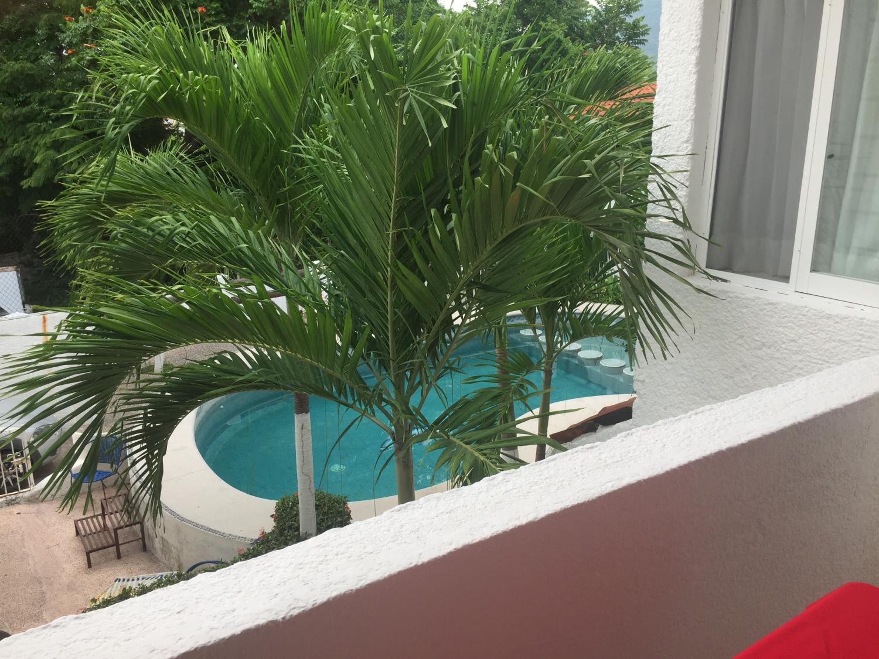 Apartment with Balcony - Photo 24