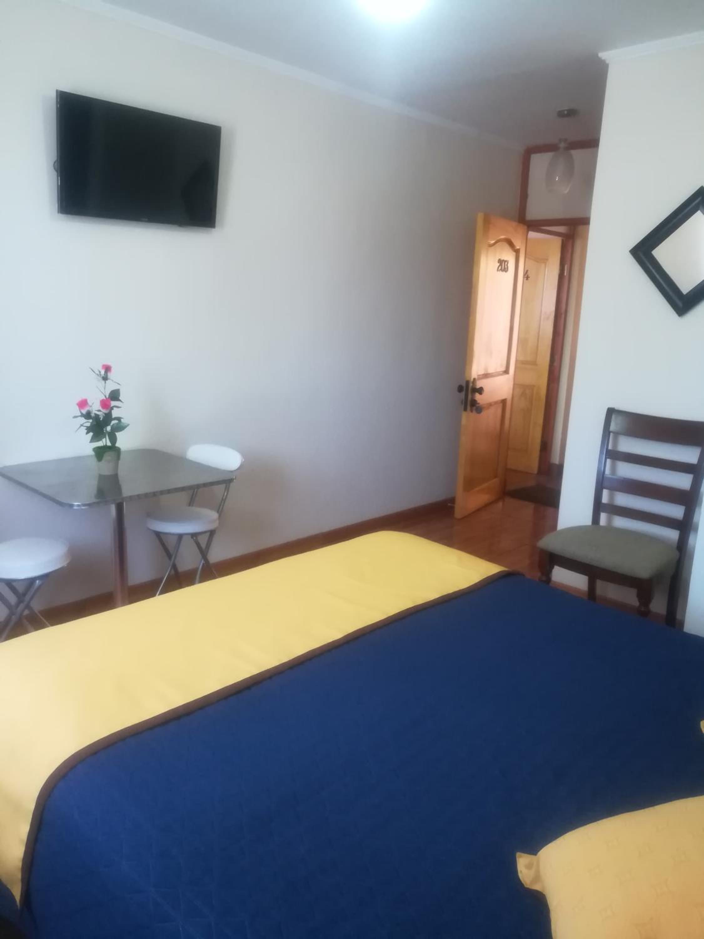 Double Room with Private Bathroom photo 1