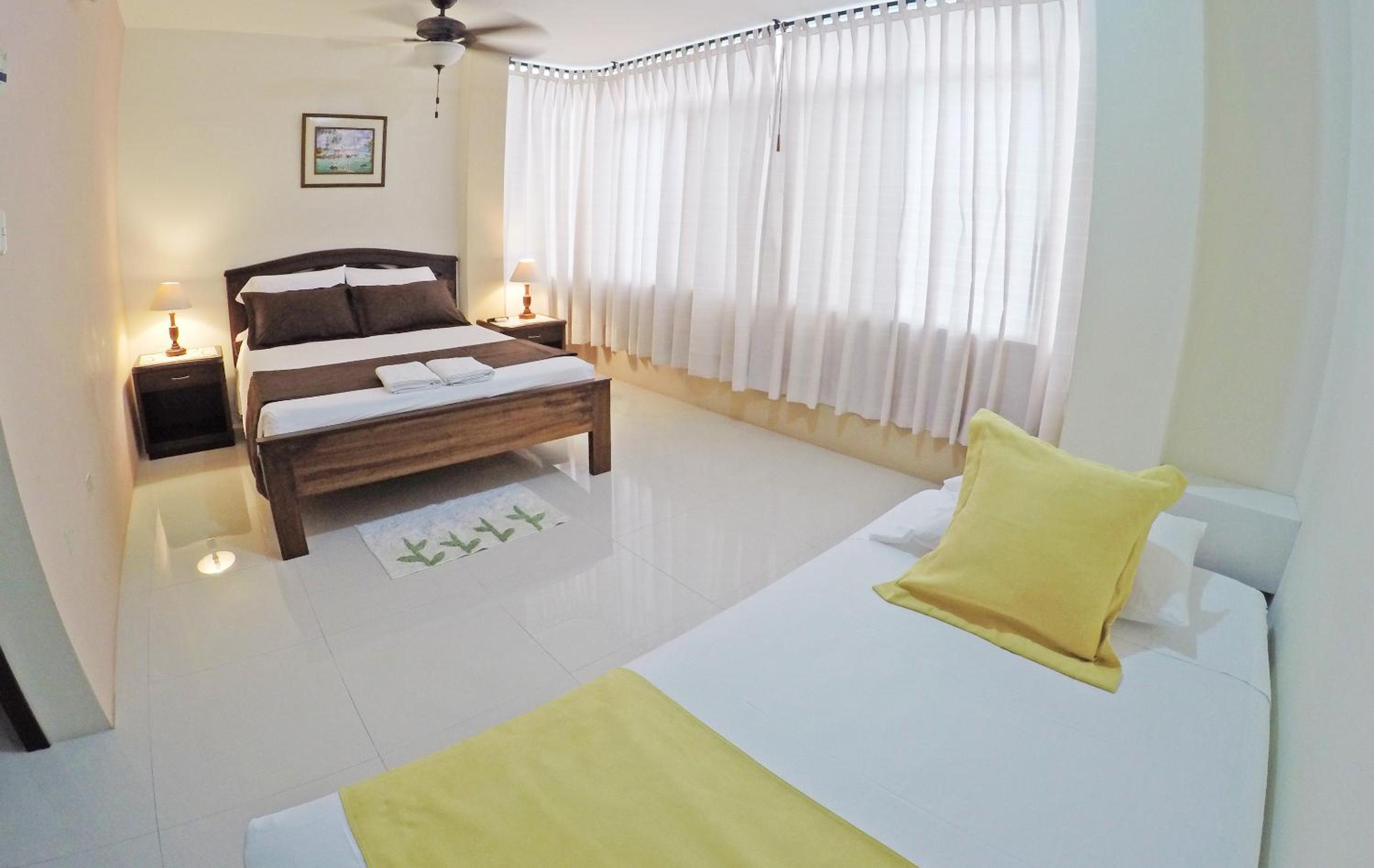 Suite with City View photo 3