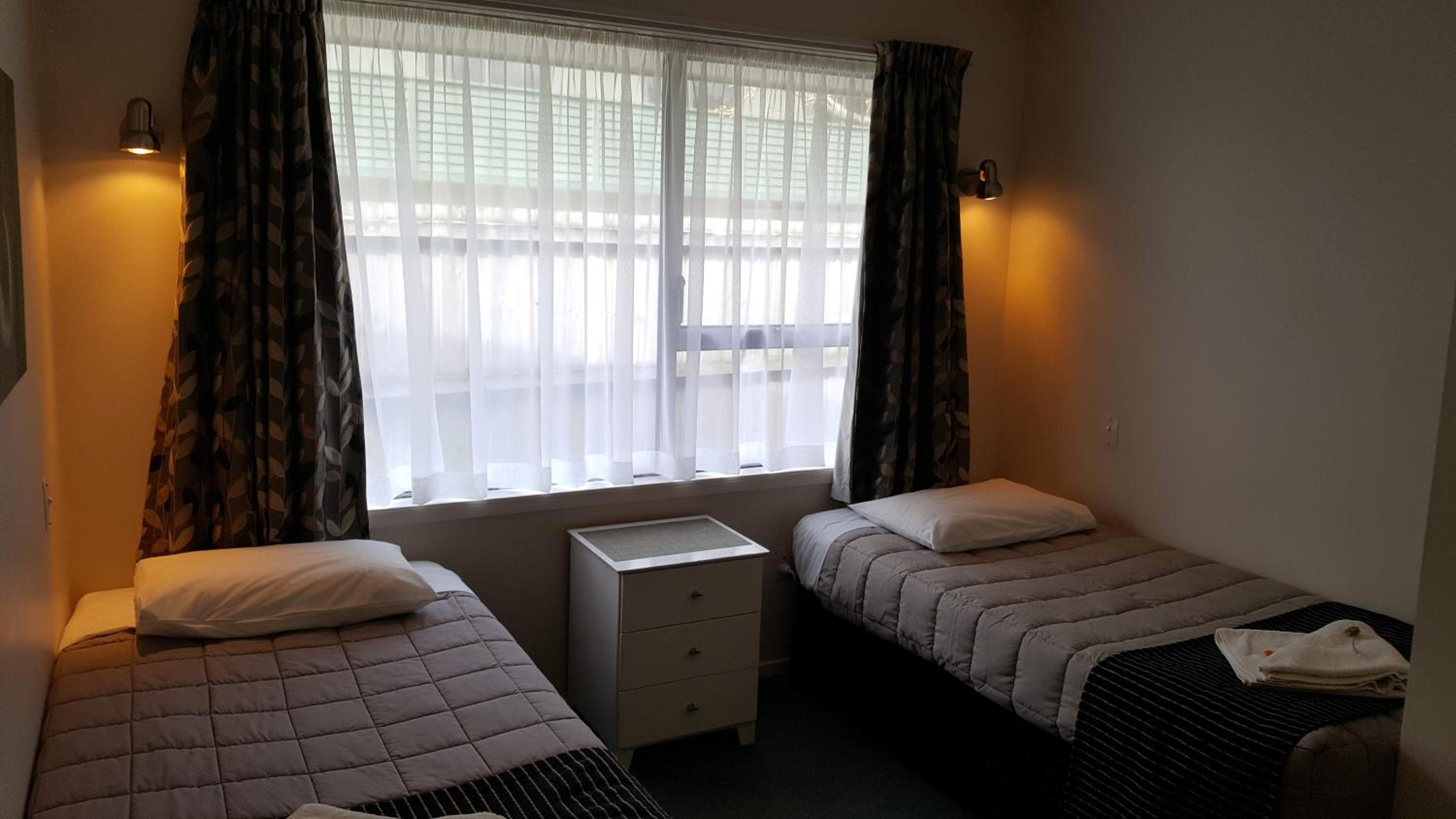 Two-Bedroom Apartment - Photo 2