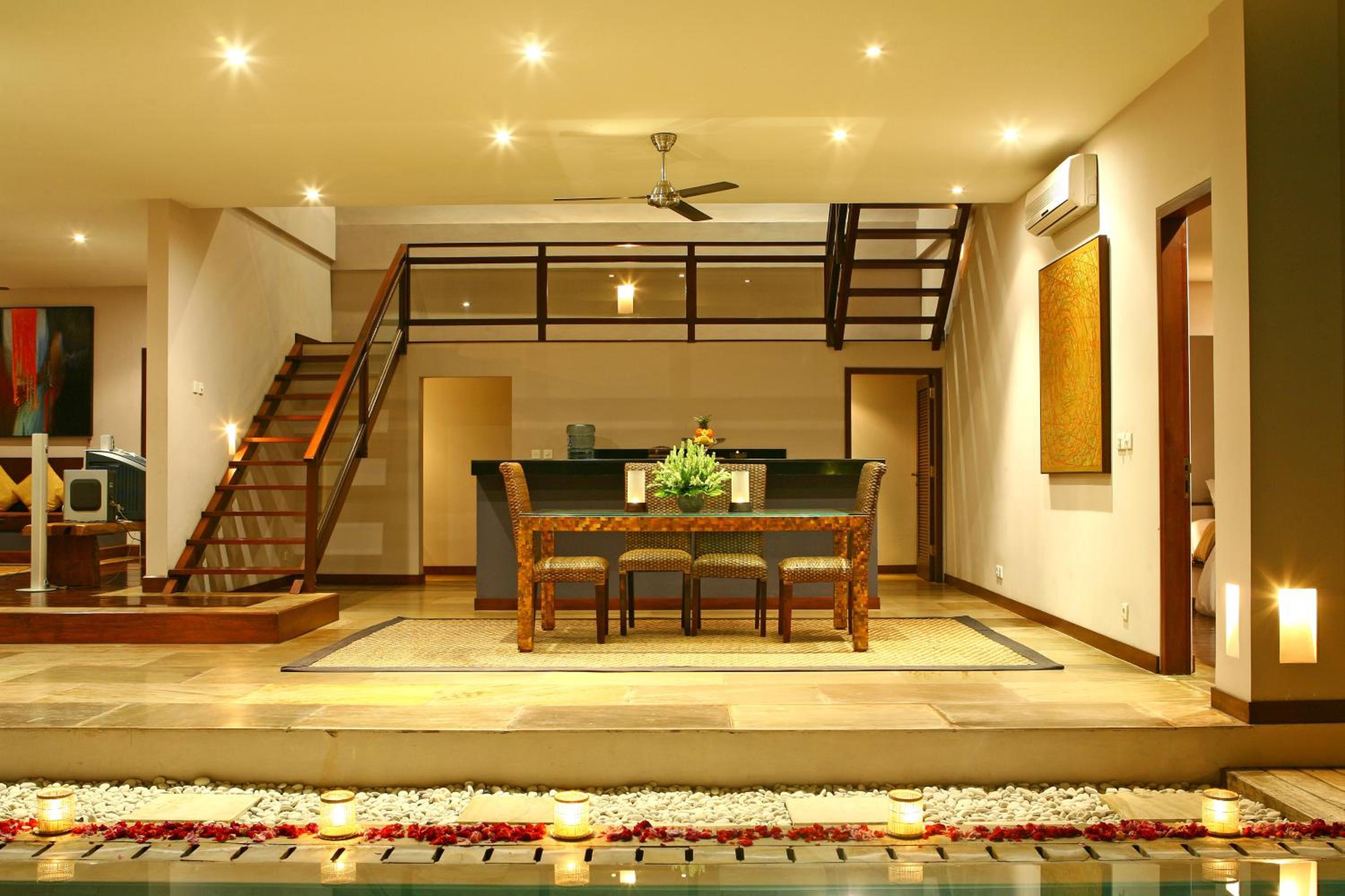 Three-Bedroom Villa with Private Pool - Photo 8
