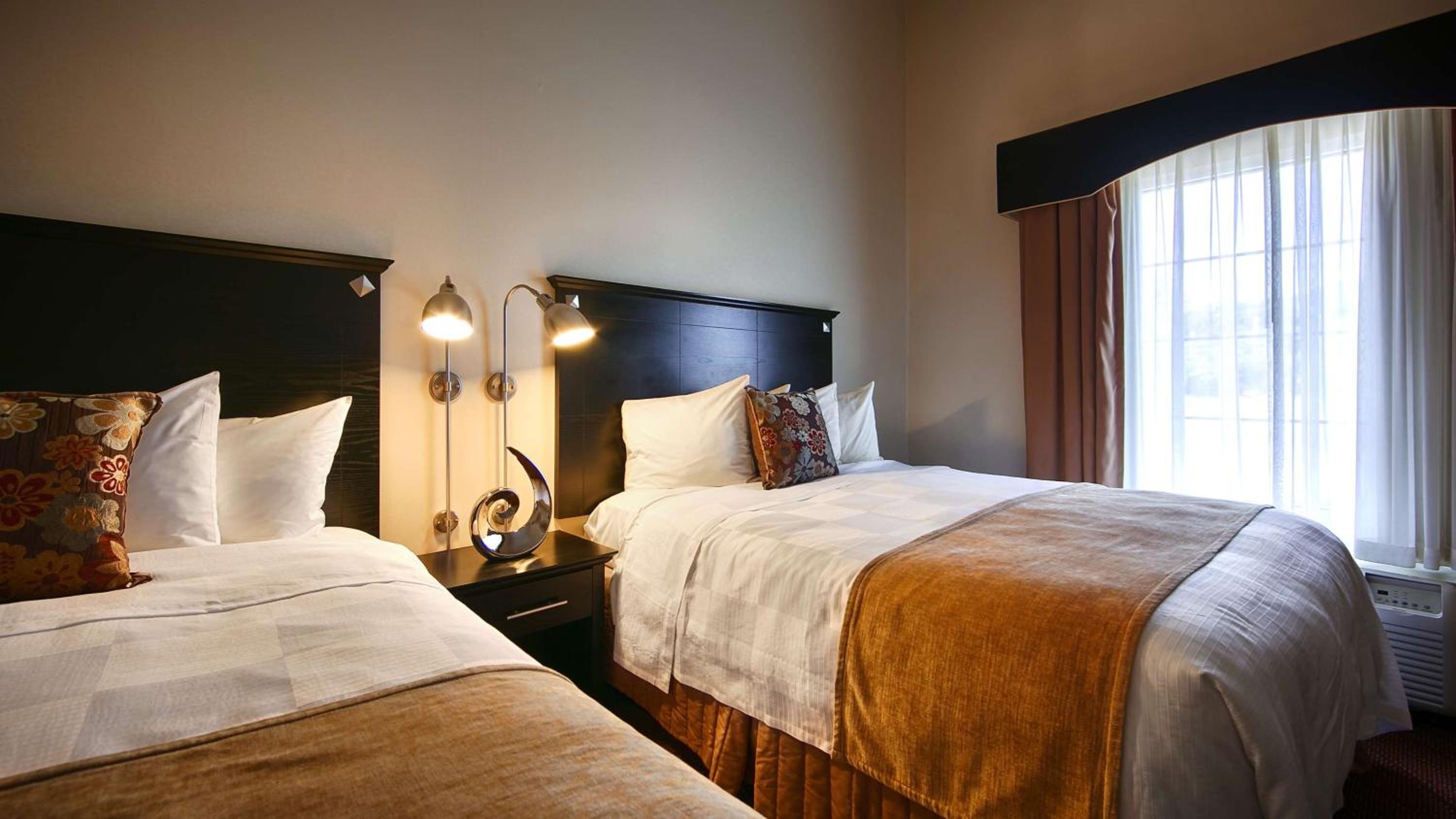 Double Room with Two Double Beds - Photo 1