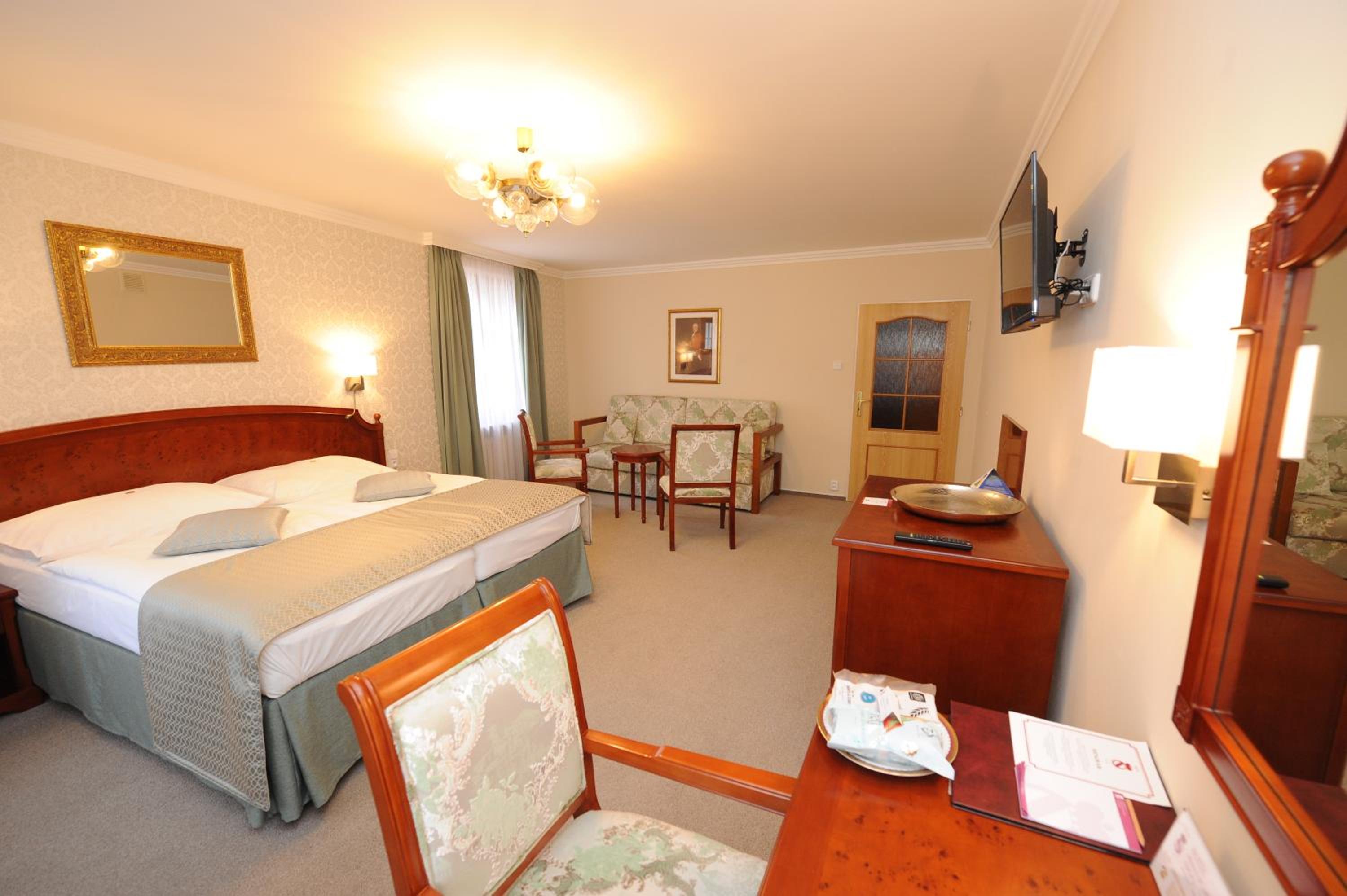 Double Room - Photo 4
