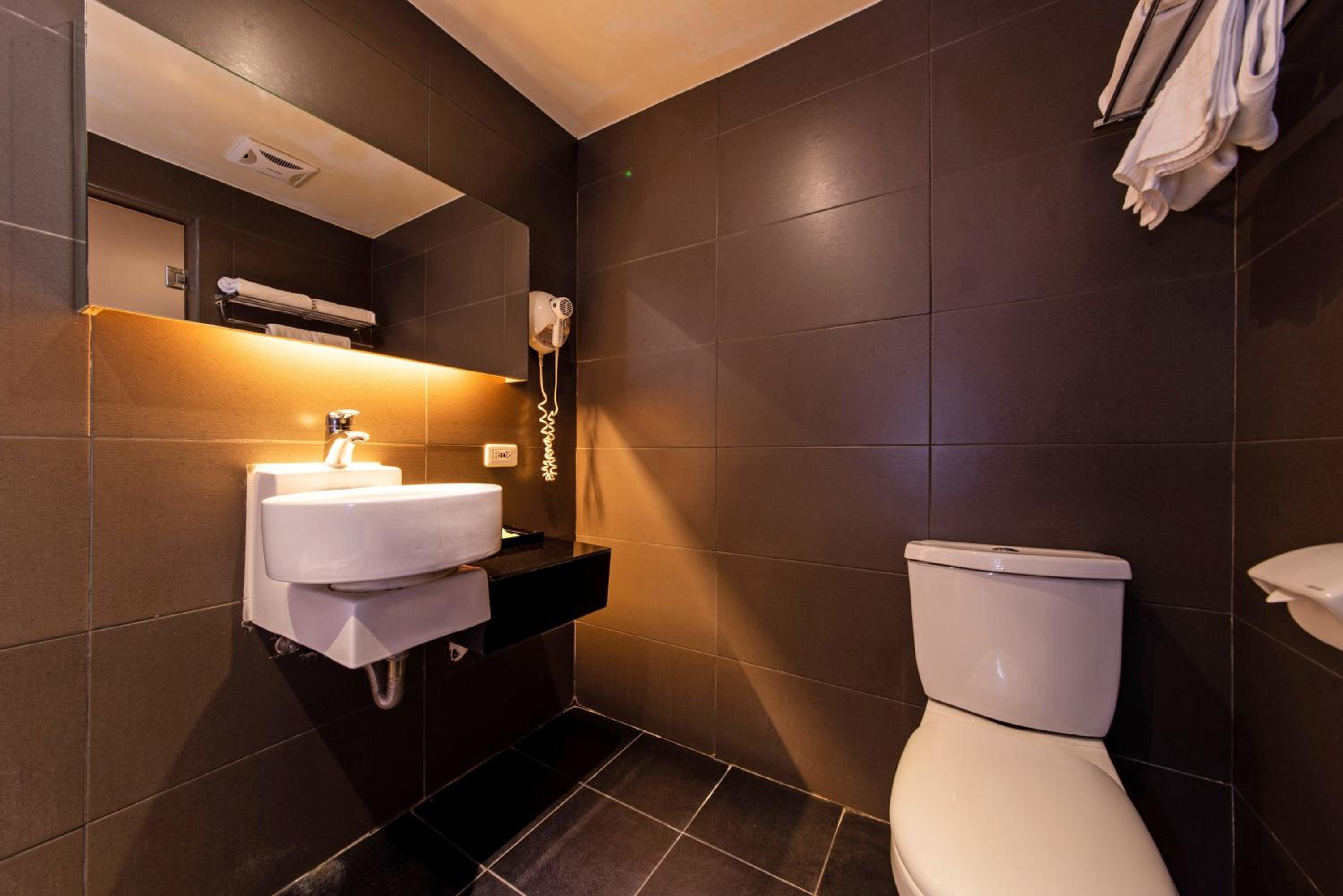 Standard Double Room - Photo 2