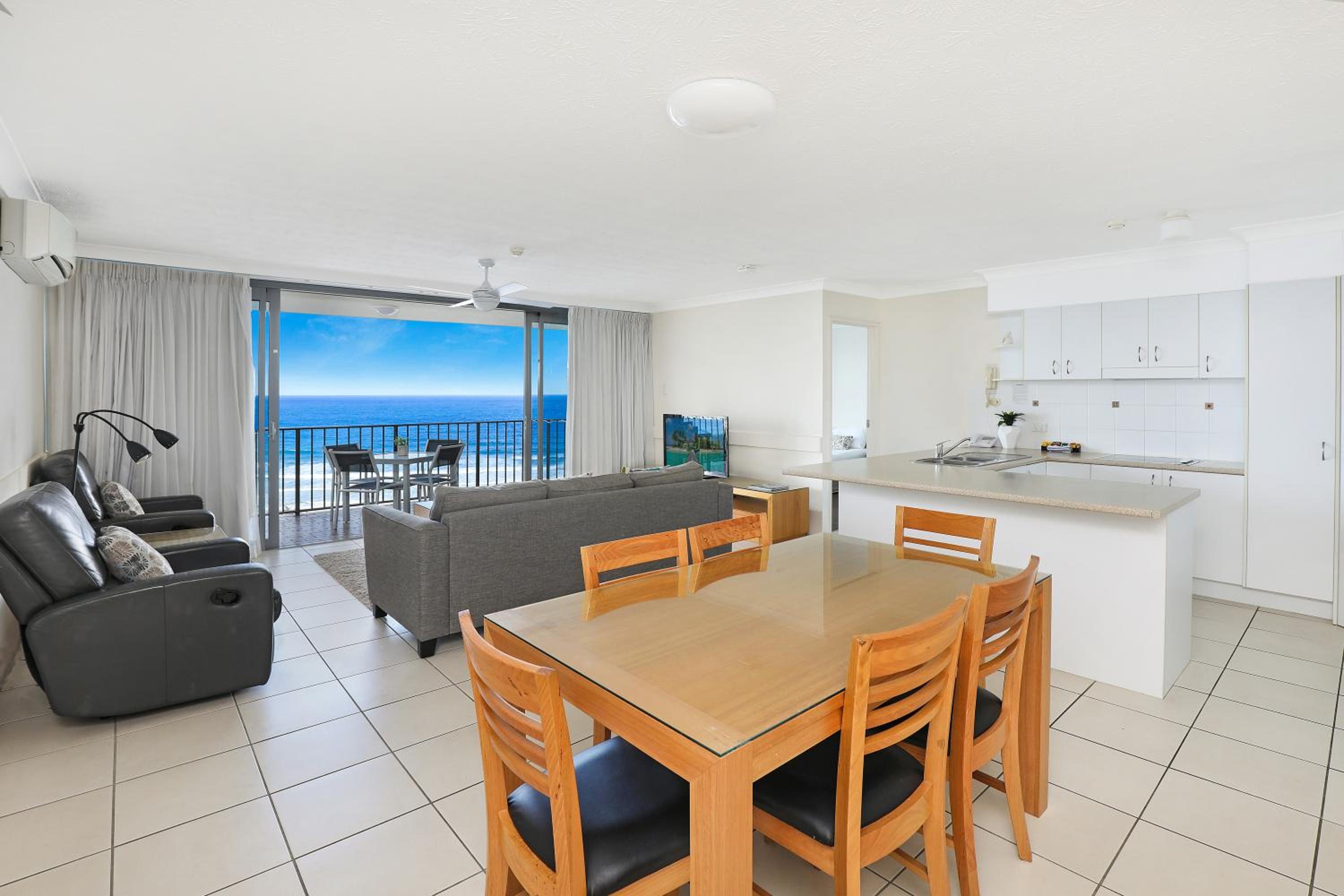 1 Bedroom Ocean View Apartment