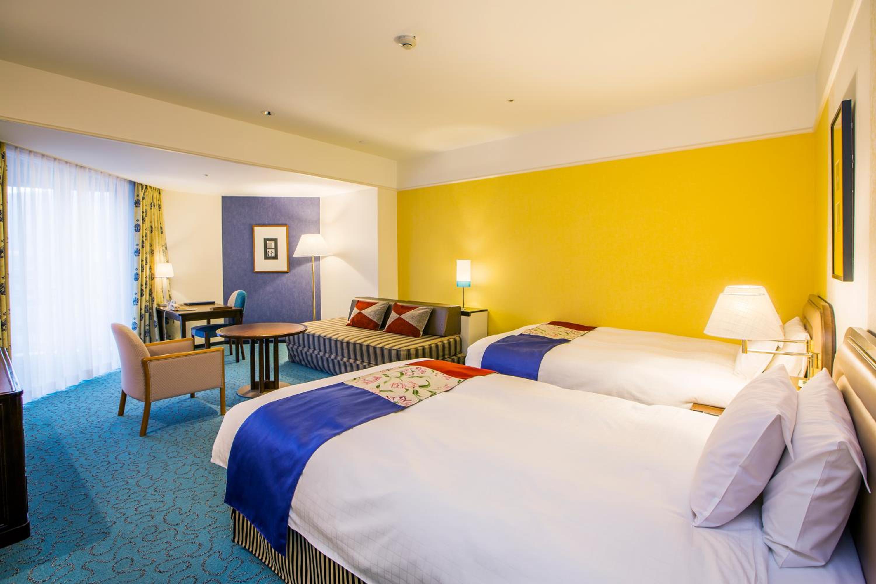 Deluxe Twin Room with Balcony - South Wing - Non-Smoking - Photo 1