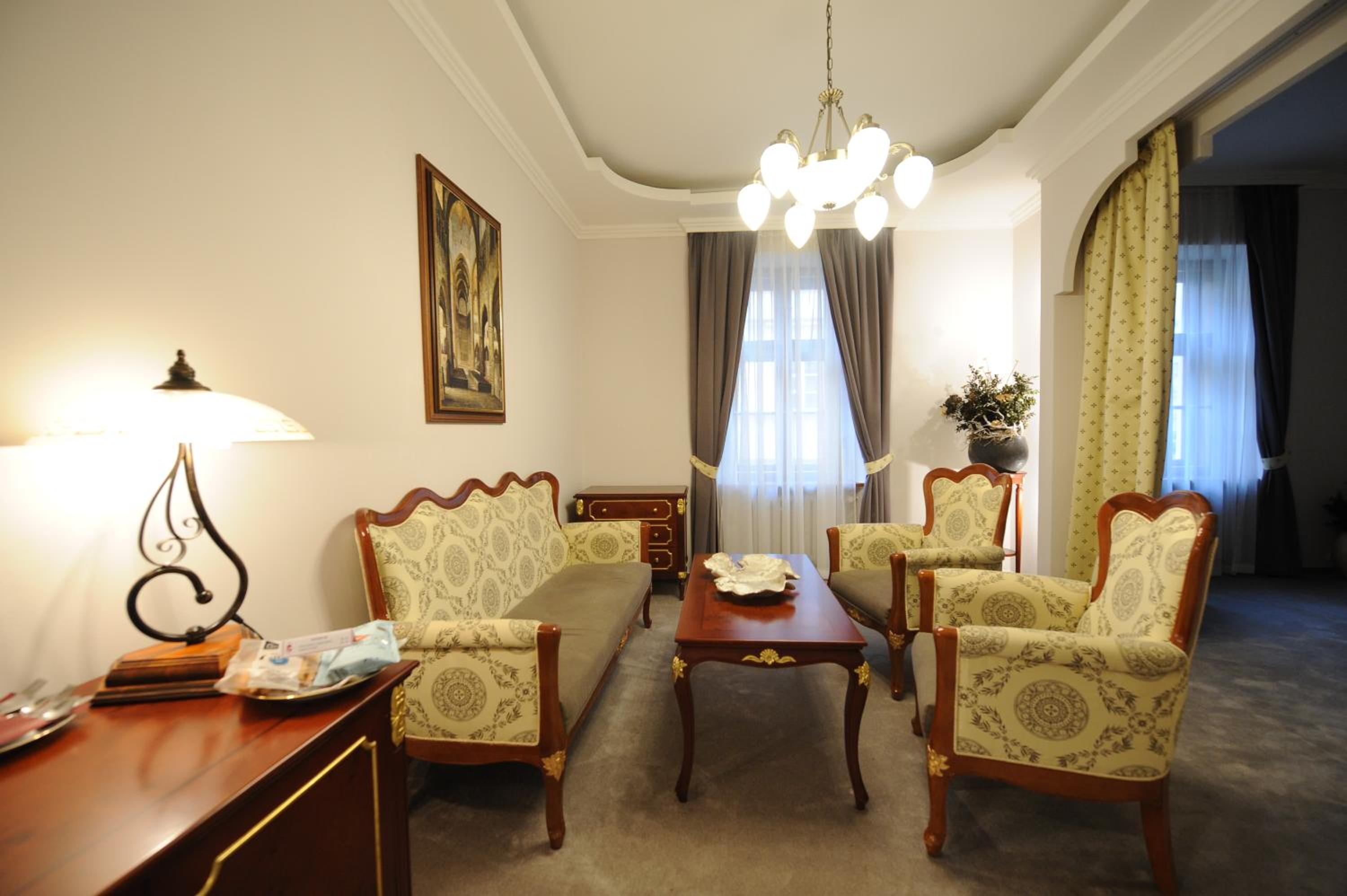 Deluxe Double Room - Photo 1