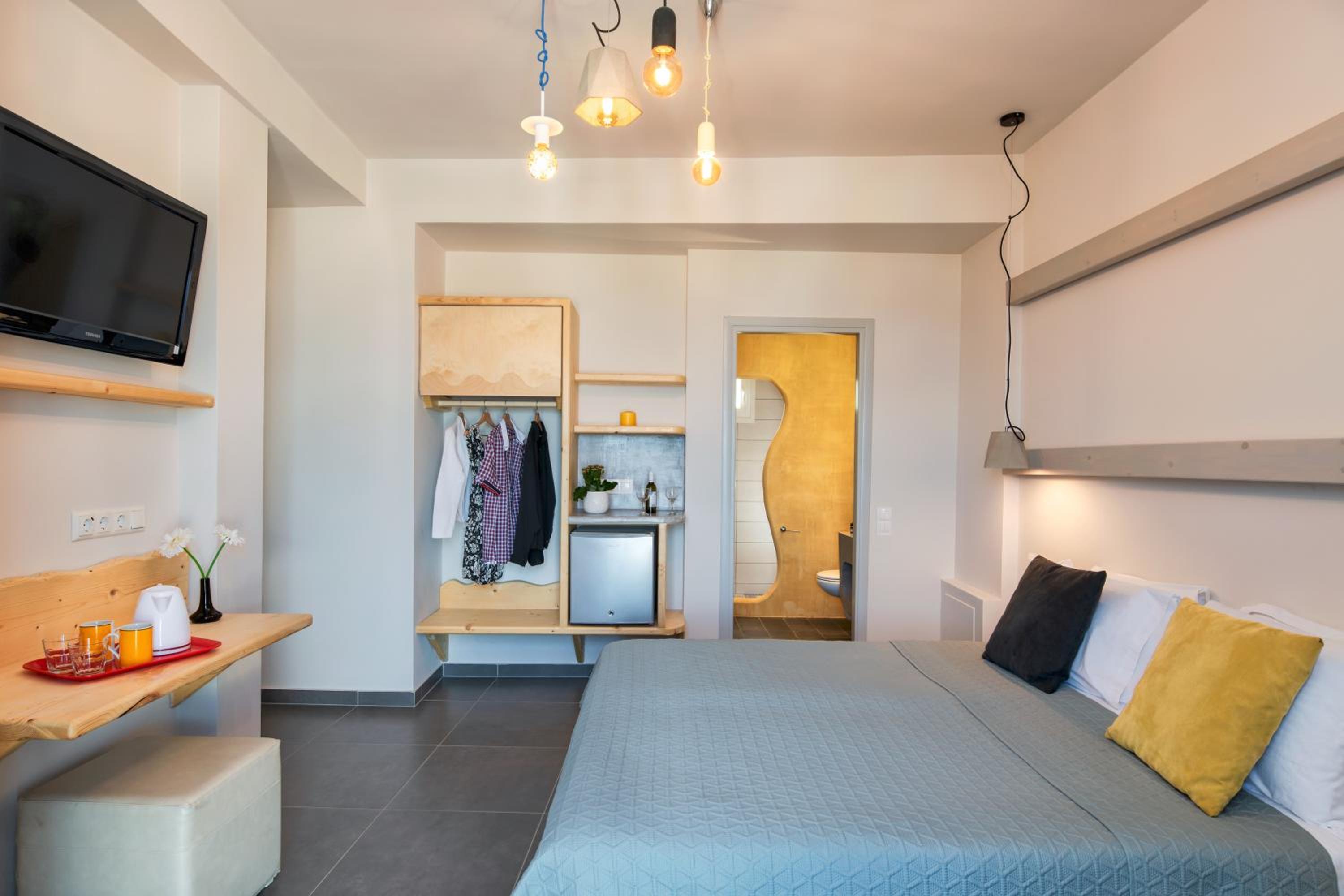 Superior Double or Twin Room - Photo 12