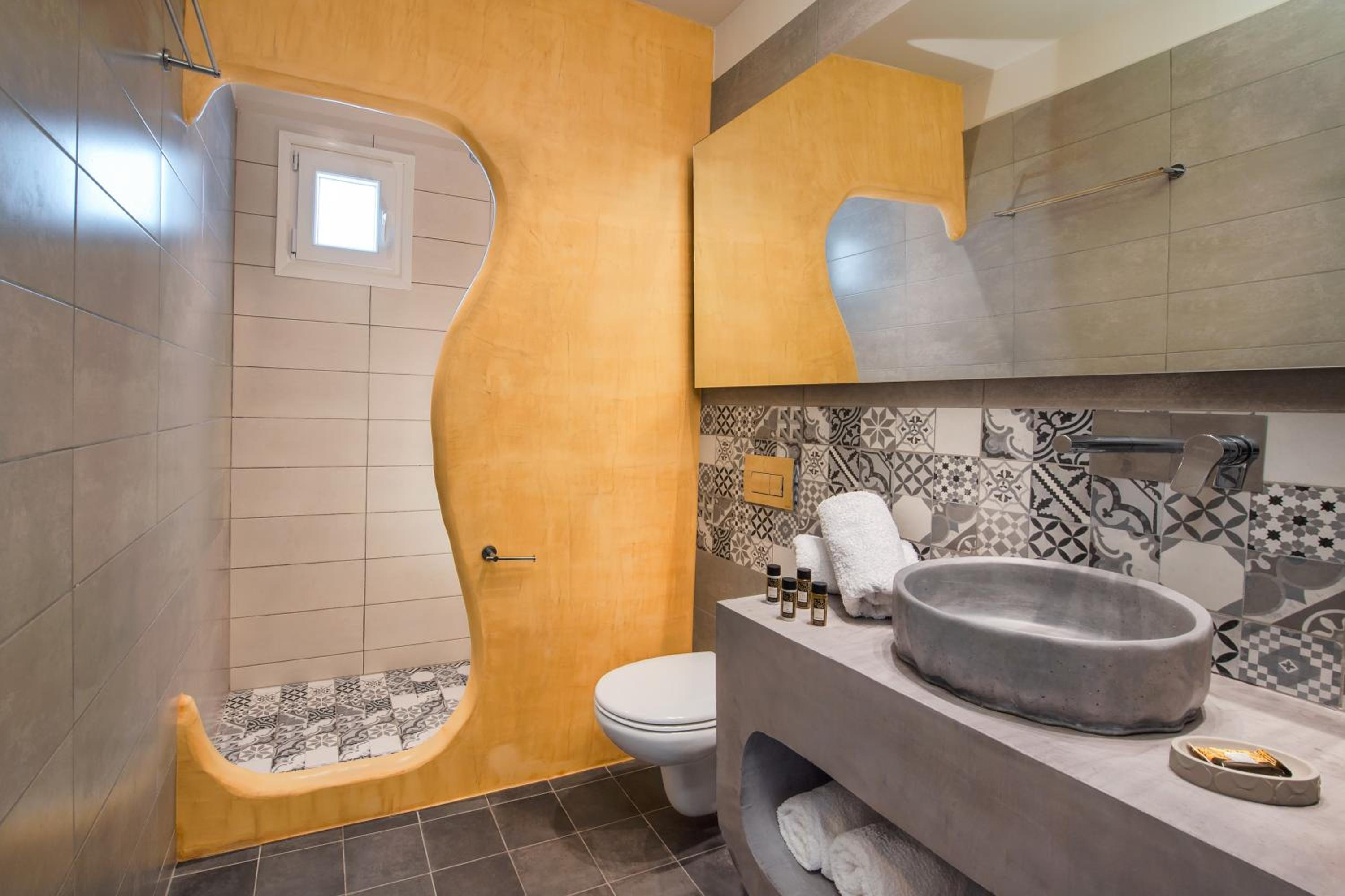 Superior Double or Twin Room - Photo 11