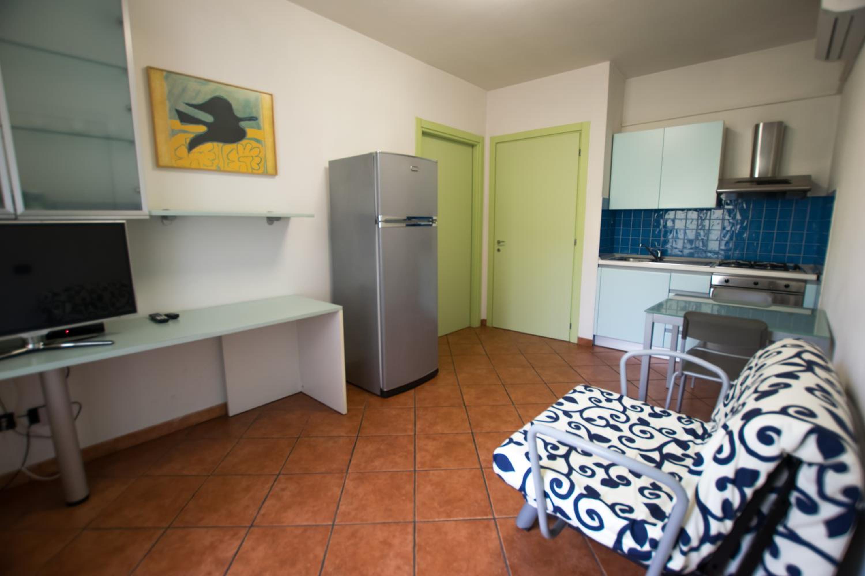 One-Bedroom Apartment photo 3