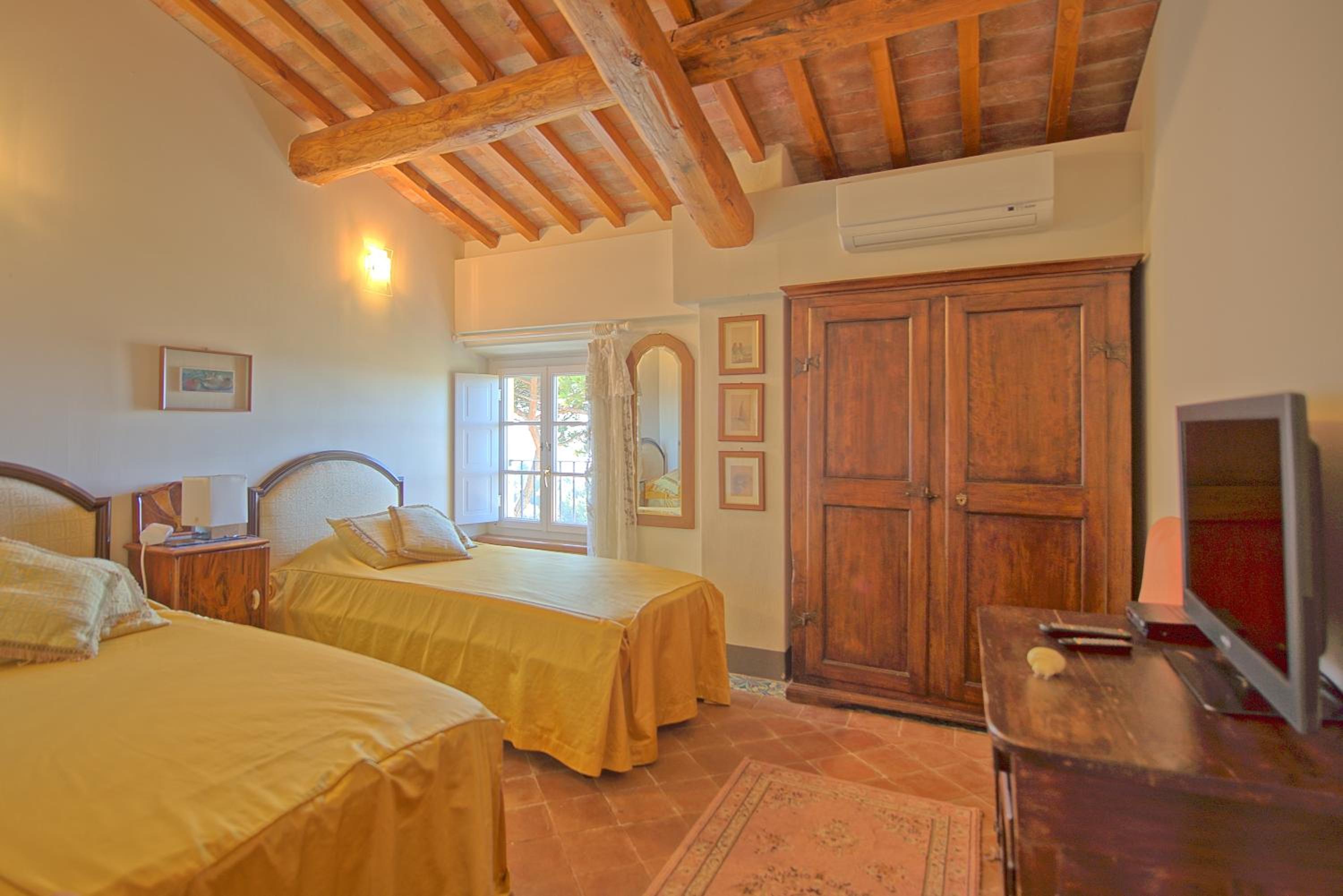 Villa with Private Pool photo 1