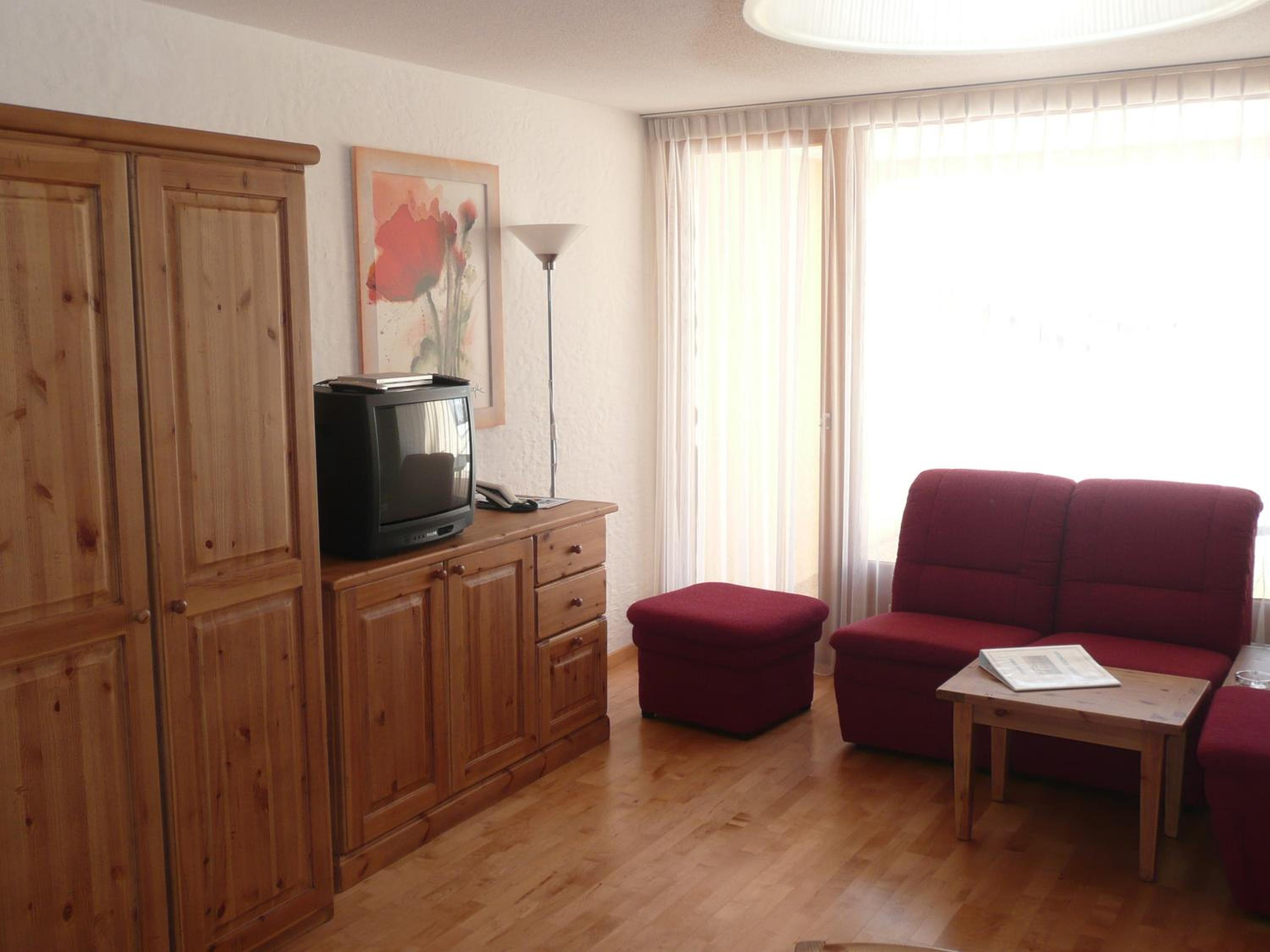 Studio (2 Adults)