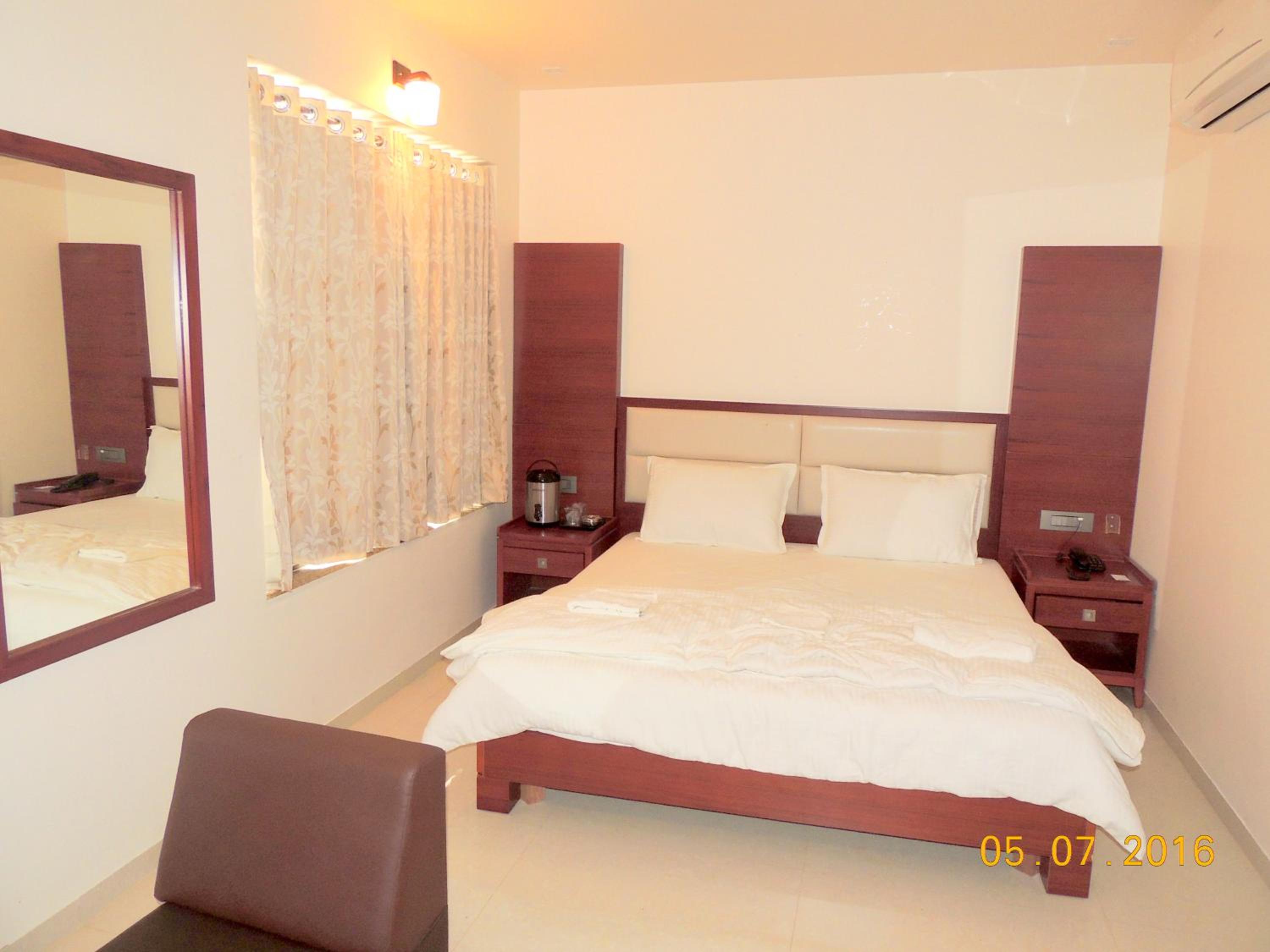 Deluxe Double Room photo 3