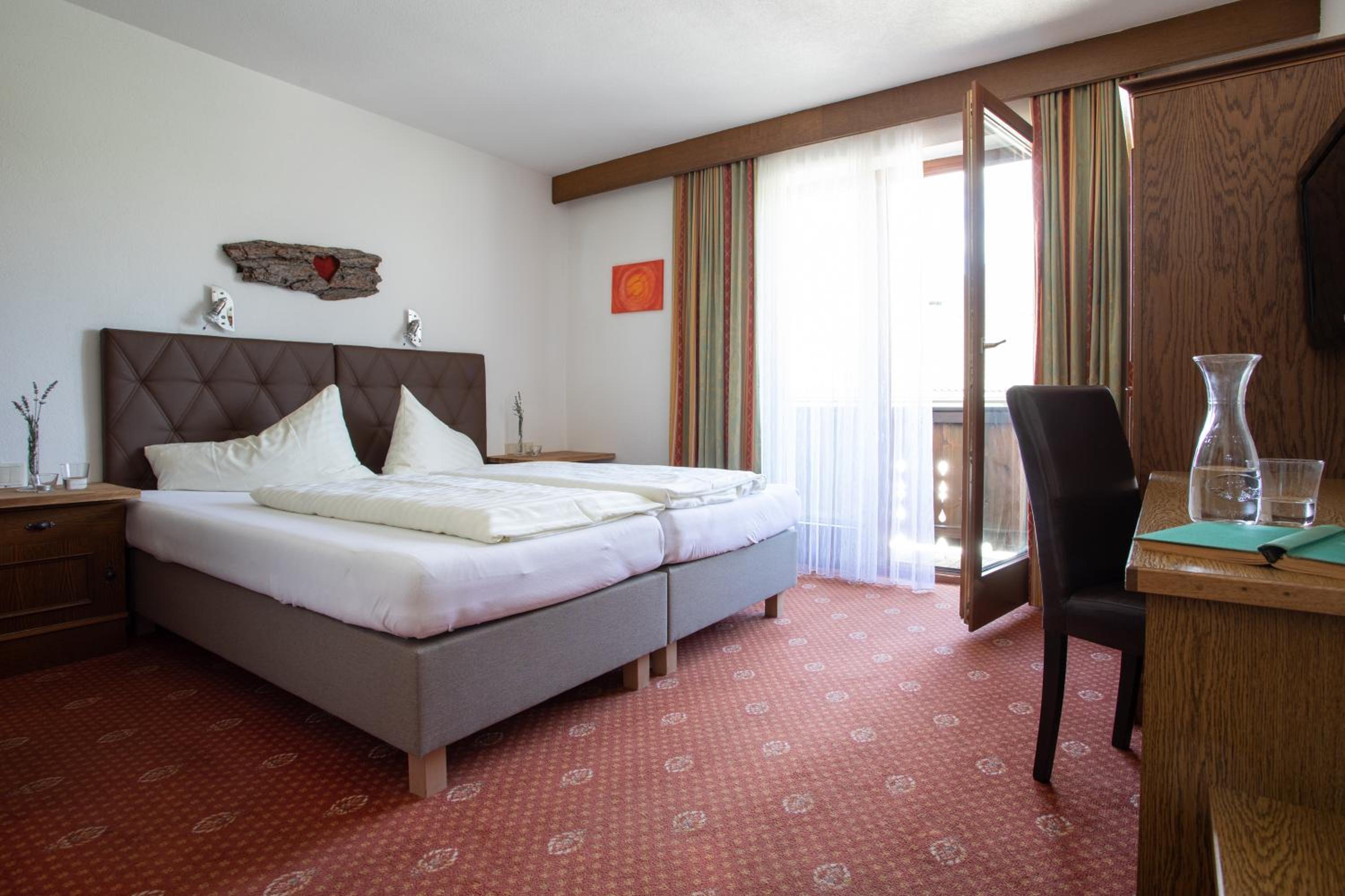 Small Double Room photo 1