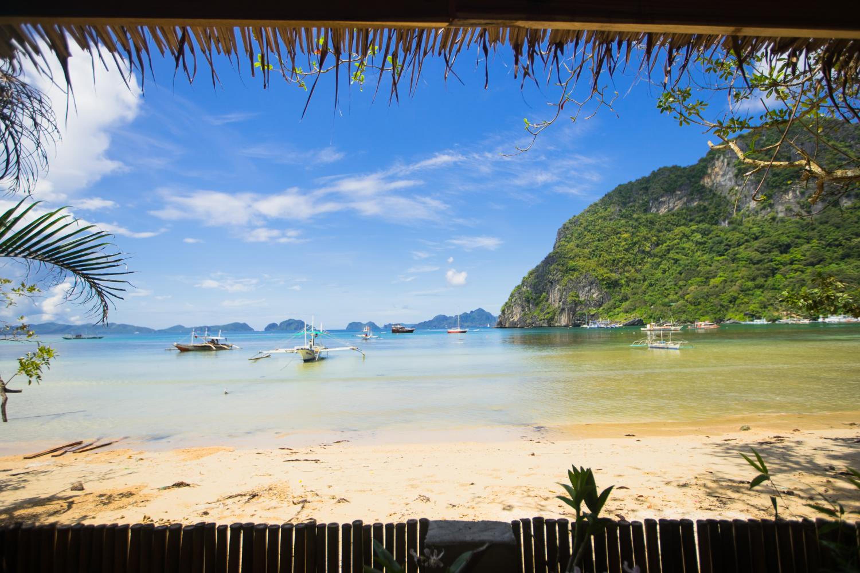 Bungalow - Beach Front - Photo 6