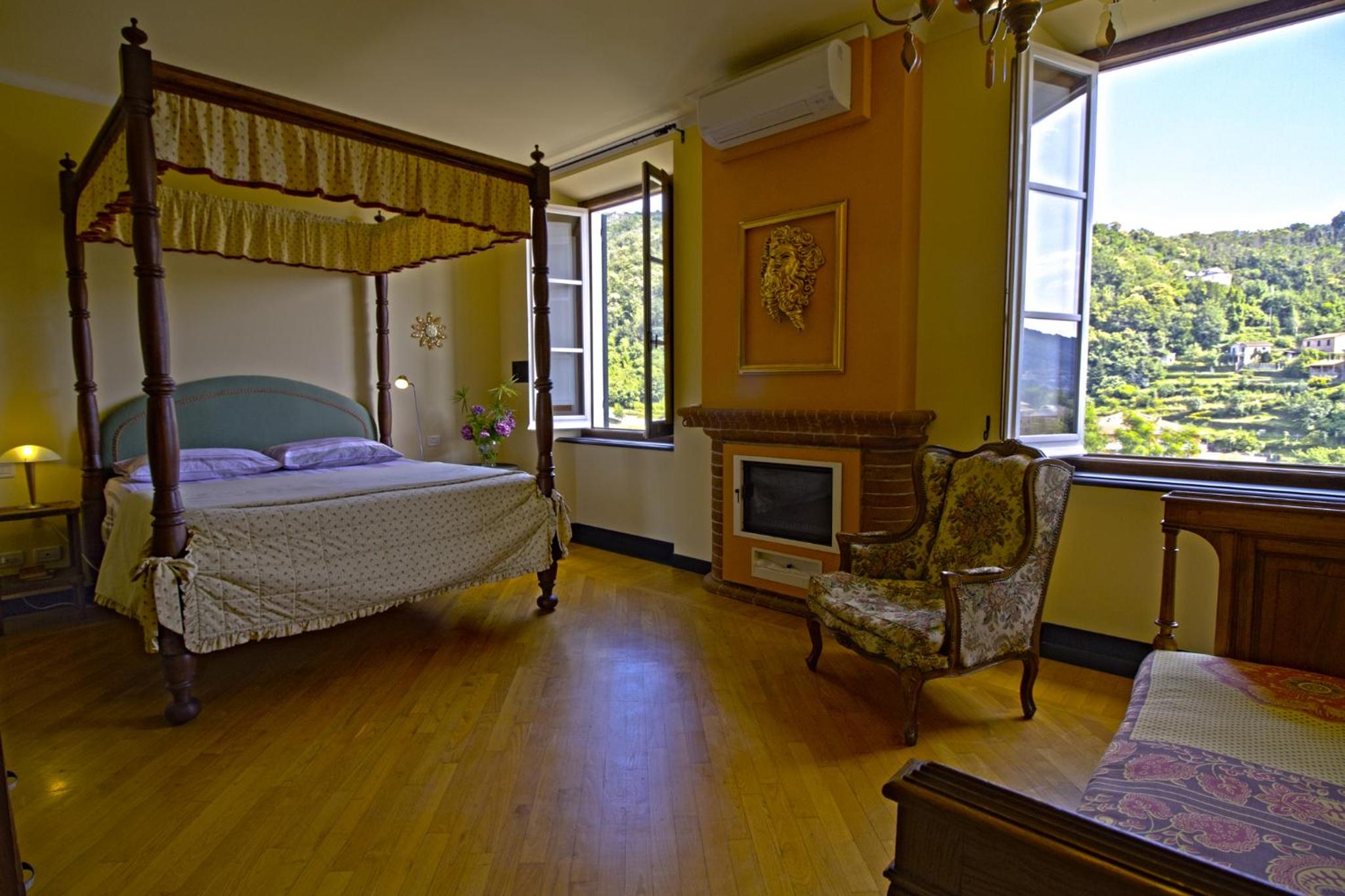 Deluxe Room - Photo 4