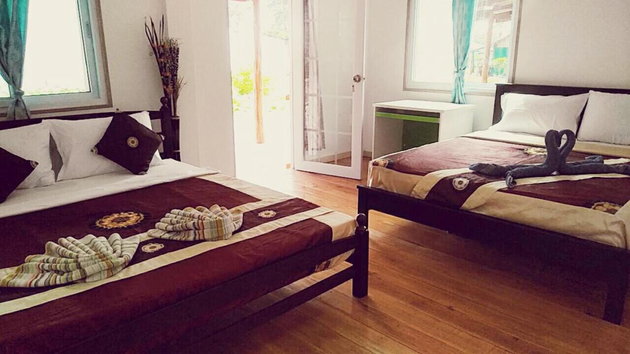 Quadruple Room with Sea View